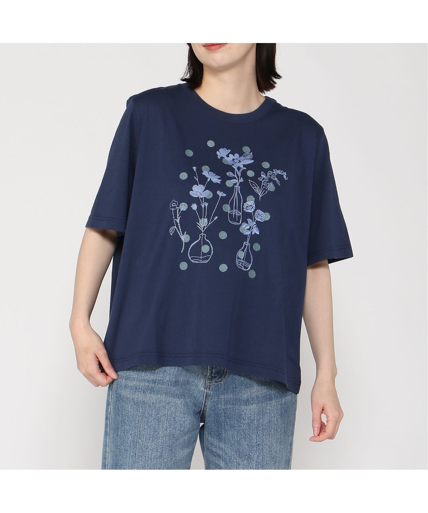 【スーパーハッカ/SUPER HAKKA】のドットと花瓶刺繍Tシャツ インテリア・キッズ・メンズ・レディースファッション・服の通販 founy(ファニー) 　ファッション　Fashion　レディースファッション　Fashion for Women　トップス・カットソー　Cut & Sew Tops　シャツ・ブラウス・オフィスカジュアル　Elegant Blouses & Button-Ups　ロングTシャツ・Tシャツ　Longline T-Shirts & Tees　ドット　Polka Dot, Dot Pattern　ボトム　Bottoms, Lower Wear　夏　Summer　定番　Standard, Basic Item　ネイビー|ID: prp329100004609631 ipo3291000000032973266
