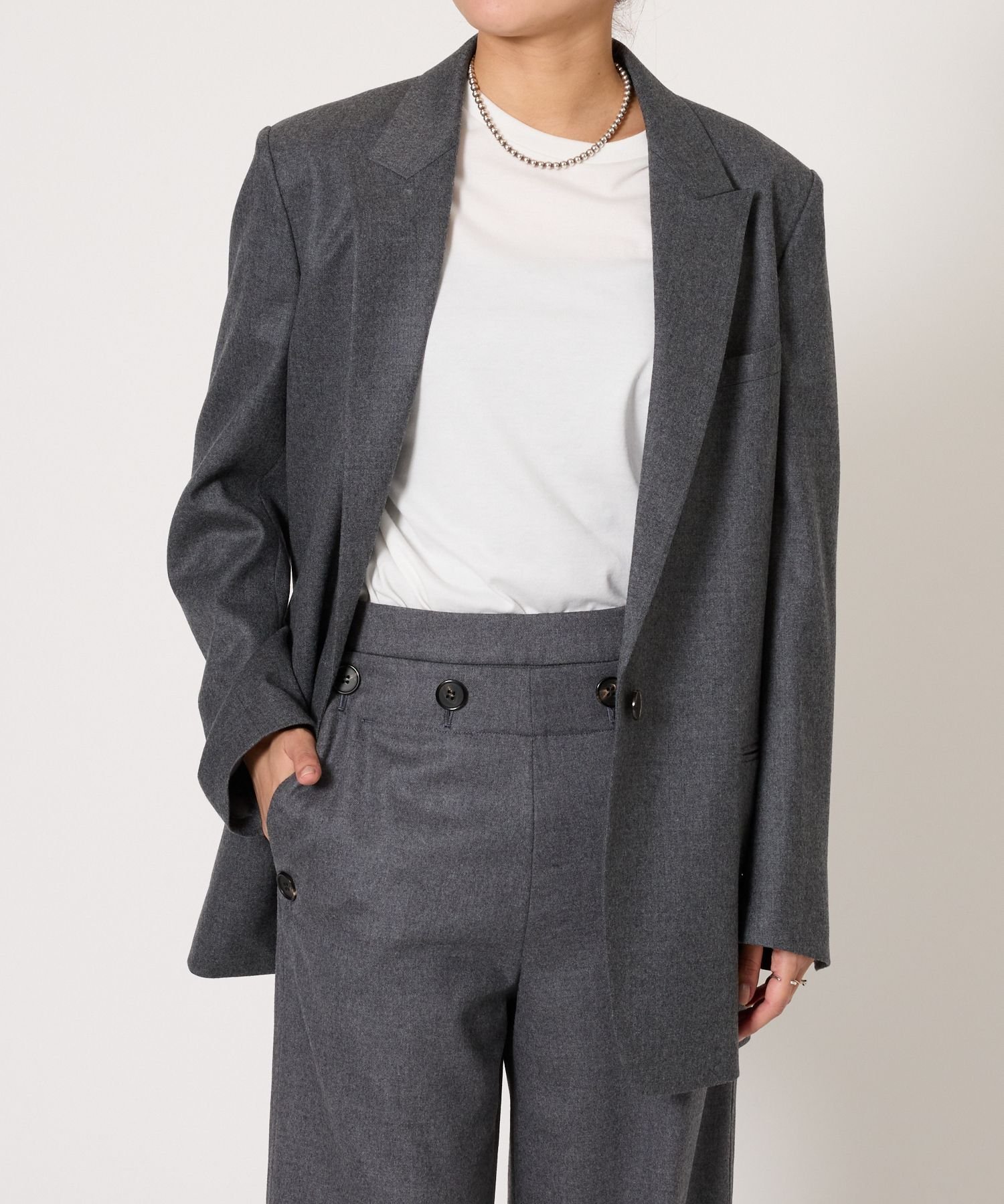 【ブリル/BRILL】のウールピークトラペルジャケット インテリア・キッズ・メンズ・レディースファッション・服の通販 founy(ファニー) 　ファッション　Fashion　レディースファッション　Fashion for Women　アウター　Coat / Outerwear Collection　レディースジャケット・軽アウター　Jackets　ストレッチ　Stretch, Stretchy Fabric　チャコールグレー18|ID: prp329100004609770 ipo3291000000033200130