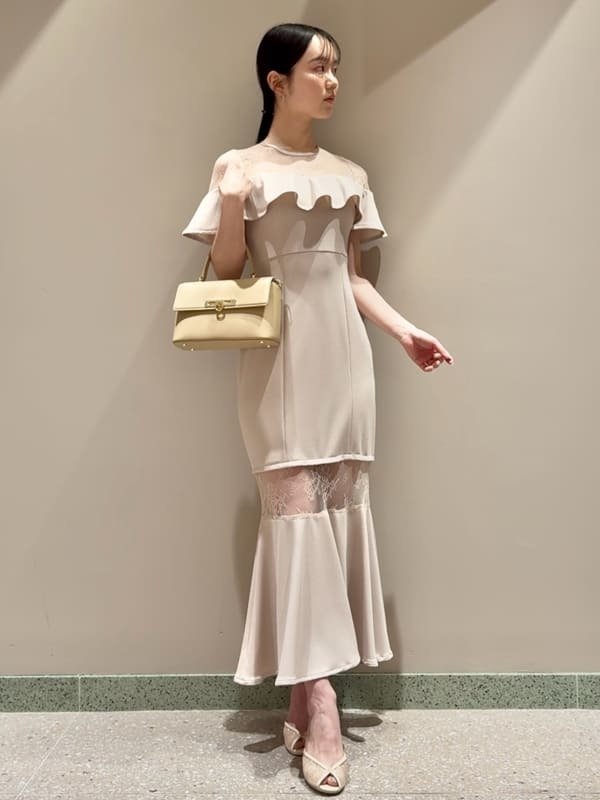 【スナイデル/SNIDEL】のシアーデコルテマーメイドドレス インテリア・キッズ・メンズ・レディースファッション・服の通販 founy(ファニー) 　ファッション　Fashion　レディースファッション　Fashion for Women　ワンピース　Dresses　フォーマル・パーティードレス・結婚式用ドレス　Elegant & Casual Dresses　エレガント 上品　Elegant　カットソー　Cut and Sewn Top　クラシカル　Classical, Vintage-Inspired　シアー　Sheer, See-Through　デコルテ　Décolleté, Neckline　ドッキング　Docking, Mixed Material　フェミニン　Feminine, Girly　フリル　Frill, Ruffle　ボタニカル　Botanical, Floral Pattern　レース　Lace, Lace Fabric　ロマンティック　Romantic, Feminine Style　ローズ　Rose, Rose Motif　PBEG[036]|ID: prp329100004610072 ipo3291000000032979704
