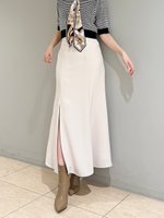 【スナイデル/SNIDEL】の【00サイズあり】シンプルマーメイドスカート 人気、トレンドファッション・服の通販 founy(ファニー) ファッション Fashion レディースファッション Fashion for Women スカート Skirts イエロー Yellow 春 Spring シンプル Simple, Minimal ストレート Straight, Straight Cut スリット Slit, Slit Detail トレンド Trend, Trending Now フィット Fit, Slim Fit マーメイド Mermaid, Fishtail Silhouette おすすめ Recommended / Our Picks |ID:prp329100004610108
