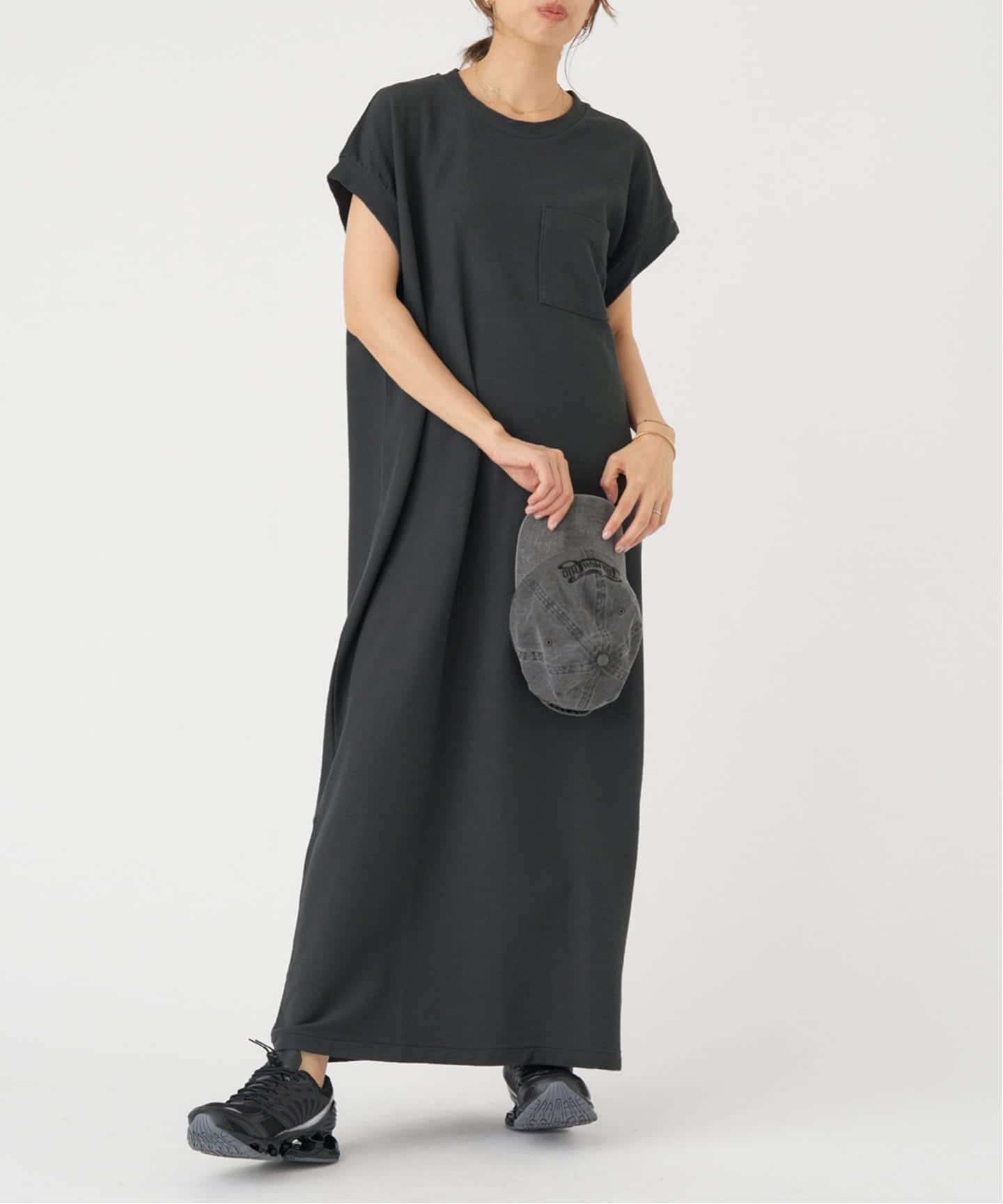 【イエナ/IENA】の《追加》BLACK ポケットTドレス インテリア・キッズ・メンズ・レディースファッション・服の通販 founy(ファニー) 　ファッション　Fashion　レディースファッション　Fashion for Women　ワンピース　Dresses　フォーマル・パーティードレス・結婚式用ドレス　Elegant & Casual Dresses　2025年　2025　2025-2026秋冬・A/W　Autumn/Winter 2025–26 AW25–26　ドレス　Dress, One-Piece　ポケット　Pocket, Pocket Detail　グレーA|ID: prp329100004610176 ipo3291000000033626332
