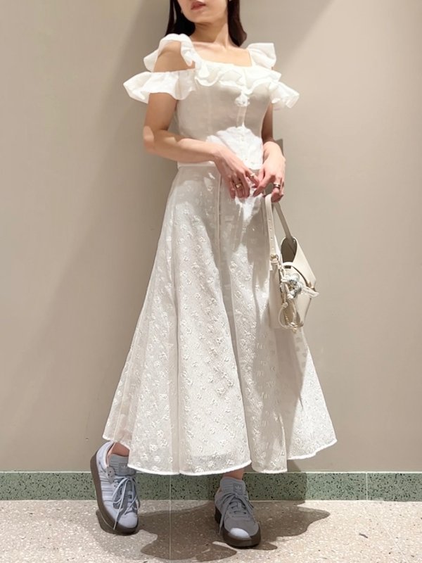 【スナイデル/SNIDEL】の【BOUQUET OF JOY】フラワージャガードスカート インテリア・キッズ・メンズ・レディースファッション・服の通販 founy(ファニー) 　ファッション　Fashion　レディースファッション　Fashion for Women　スカート　Skirts　エレガント 上品　Elegant　切替　Switching, Contrast Panel　シャーリング　Shirring, Ruched　スペシャル　Special, Limited Edition　パープル　Purple, Violet　フィット　Fit, Slim Fit　フラワー　Flower, Floral　フレア　Flare, Flared　ミックス　Mix, Mixed Style　モチーフ　Motif, Design Theme　リュクス　Luxury, Elegant, High-End, Chic　WHT[001]|ID: prp329100004610194 ipo3291000000032981663