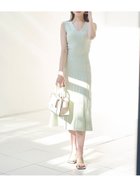 【フレイ アイディー/FRAY I.D】のスカラップケーブルニットワンピース 人気、トレンドファッション・服の通販 founy(ファニー) 雑誌掲載アイテム Magazine Picks & Fashion Features ファッション雑誌 Fashion Magazines ビジンヒャッカ 美人百花 ファッション Fashion レディースファッション Fashion for Women ワンピース Dresses ニットワンピース Knit Dresses スカラップ Scallop, Scalloped Edge スタイリッシュ Stylish, Fashionable ストライプ Stripe, Striped Pattern 雑誌 Magazine, Fashion Magazine フィット Fit, Slim Fit フレア Flare, Flared 6月号 June Issue, Jun. Edition 夏 Summer エレガント 上品 Elegant thumbnail MNT[021]|ID: prp329100004610422 ipo3291000000032986441