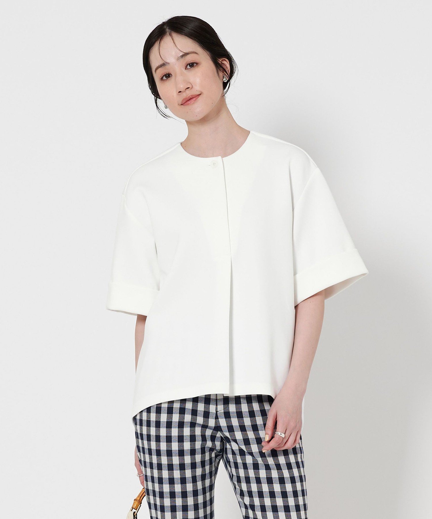 【ユナイテッドアローズ/UNITED ARROWS】のLIGHT SPONGY ブラウス インテリア・キッズ・メンズ・レディースファッション・服の通販 founy(ファニー) 　ファッション　Fashion　レディースファッション　Fashion for Women　トップス・カットソー　Cut & Sew Tops　シャツ・ブラウス・オフィスカジュアル　Elegant Blouses & Button-Ups　スリム　Slim, Slim Fit　セットアップ　Set-Up, Coordinated Outfit　ハーフ　Half, Half-Length　フロント　Front, Front Design　ワイド　Wide, Wide Fit　軽量　Lightweight, Ultra Light　OFF WHITE|ID: prp329100004610482 ipo3291000000032987522