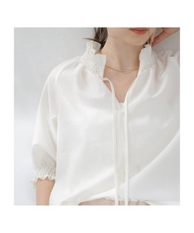 【ラ トータリテ/La TOTALITE】の【洗える】シャーリングカラーブラウス 人気、トレンドファッション・服の通販 founy(ファニー) ファッション Fashion レディースファッション Fashion for Women トップス・カットソー Cut & Sew Tops シャツ・ブラウス・オフィスカジュアル Elegant Blouses & Button-Ups 2025年 2025 2025春夏・S/S Spring/Summer 2025 SS25 シャーリング Shirring, Ruched ボトム Bottoms, Lower Wear リボン Ribbon, Bow 洗える Machine Washable |ID:prp329100004610511