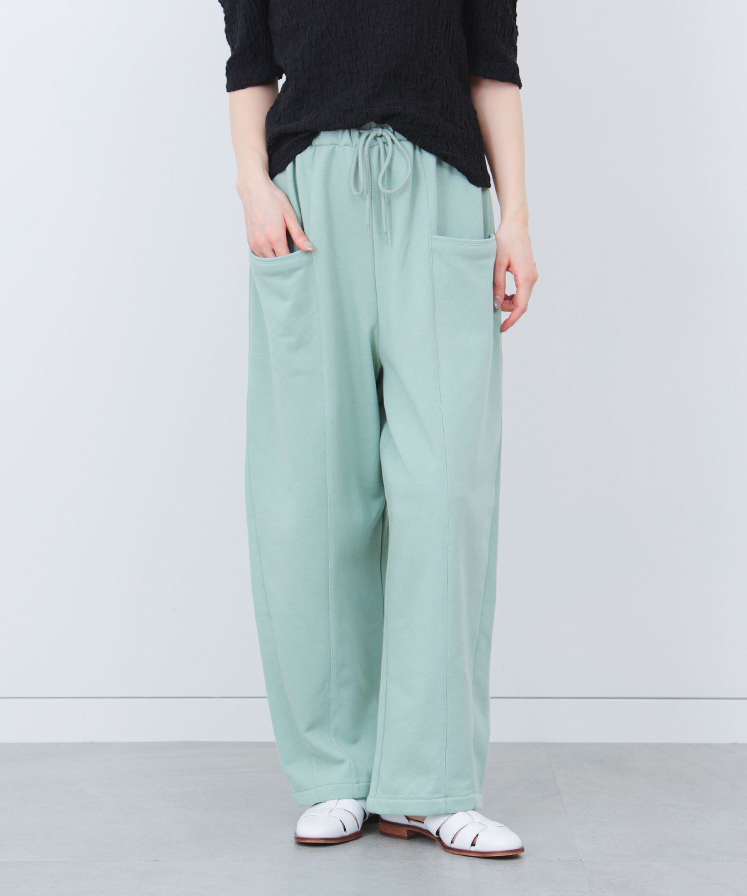 【ビームス ハート/BEAMS HEART】の【秋まで使える】【洗濯機洗い可】コクーン イージー スウェットパンツ 25SS ウエストゴム ワイドパンツ イージーパンツ インテリア・キッズ・メンズ・レディースファッション・服の通販 founy(ファニー) 　ファッション　Fashion　レディースファッション　Fashion for Women　パンツ　Pants & Trousers　秋　Autumn　コクーン　Cocoon, Cocoon Silhouette　コンパクト　Compact, Small Size　サロペット　Overalls, Salopette　シェイプ　Shape, Slim Fit　ジャケット　Jacket, Outerwear　スウェット / スエット　Sweatshirt, Sweatwear　人気　Popular, Best Seller　バランス　Balance, Style Balance　フレンチ　French, French Style　ペプラム　Peplum, Flared Hem　リラックス　Relax, Relaxed Fit　ロング　Long, Long-Length　ワイド　Wide, Wide Fit　おすすめ　Recommended / Our Picks　エレガント 上品　Elegant　2025年　2025　2025春夏・S/S　Spring/Summer 2025 SS25　MINT|ID: prp329100004610951 ipo3291000000033501295