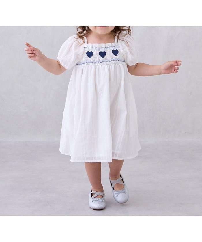 【ナルミヤ オンライン/NARUMIYA ONELINE / KIDS】のハートスモッキングワンピース インテリア・キッズ・メンズ・レディースファッション・服の通販 founy(ファニー) https://founy.com/ ファッション Fashion キッズファッション Fashion for Kids ワンピース Dresses ポケット Pocket, Pocket Detail |ID: prp329100004611165 ipo3291000000033507699