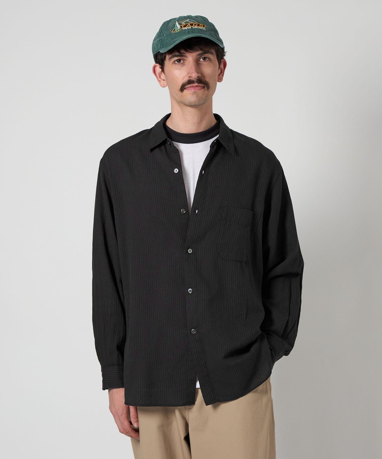 【ビューティ&ユース ユナイテッドアローズ/BEAUTY&YOUTH / UNITED ARROWS / MEN】のSteven Alan CC ピケ ストライプ レギュラーカラー シャツ LOOSE インテリア・キッズ・メンズ・レディースファッション・服の通販 founy(ファニー) 　ファッション　Fashion　メンズファッション　Fashion for Men　ストライプ　Stripe, Striped Pattern　ドレープ　Drape, Draping Fabric　バランス　Balance, Style Balance　ファブリック　Fabric, Textile　フォルム　Silhouette, Form　ルーズ　Loose, Oversized　レギュラー　Regular, Standard Fit　エレガント 上品　Elegant　夏　Summer　無地　Plain, Solid Color　BLACK|ID: prp329100004611424 ipo3291000000032999593