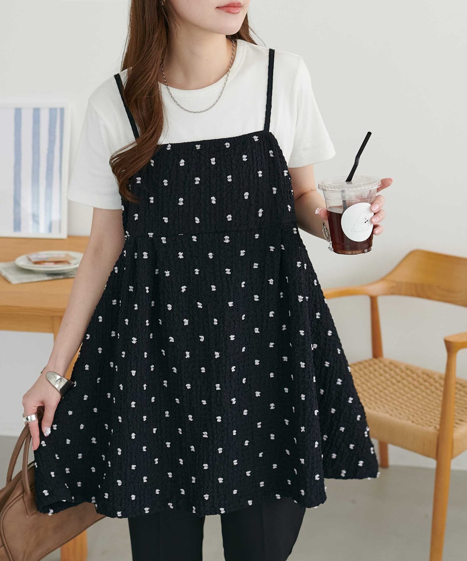 【ディスコート/Discoat】のドットジャガードキャミチュニック インテリア・キッズ・メンズ・レディースファッション・服の通販 founy(ファニー) 　ファッション　Fashion　レディースファッション　Fashion for Women　トップス・カットソー　Cut & Sew Tops　キャミソール&ノースリーブ　Camisoles & Sleeveless Tops　ブラック|ID: prp329100004611488 ipo3291000000033000118
