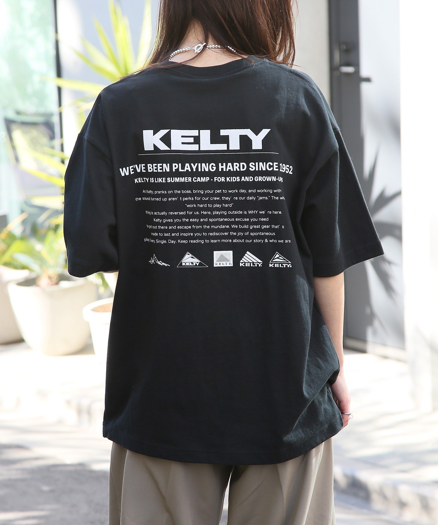 【セットアップセブン/SETUP7】のKELTY/【別注】バックプリントロゴTシャツ TYPE-1 人気、トレンドファッション・服の通販 founy(ファニー) 　ファッション　Fashion　レディースファッション　Fashion for Women　トップス・カットソー　Cut & Sew Tops　シャツ・ブラウス・オフィスカジュアル　Elegant Blouses & Button-Ups　ロングTシャツ・Tシャツ　Longline T-Shirts & Tees　バッグ　Bags　アウトドア　Outdoor Clothing　インナー　Innerwear　オレンジ　Orange　カーゴパンツ　Cargo Pants, Utility Pants　キャミワンピース　Cami Dress, Slip Dress　グラフィック　Graphic, Graphic Design　シューズ　Shoes, Footwear　ジャケット　Jacket, Outerwear　スタンダード　Standard, Basic　スパンコール　Sequins, Sequin Embellishment　セットアップ　Set-Up, Coordinated Outfit　ダウン　Down, Puffer　チェーン　Chain, Chain Strap　デイパック　Daypack, Casual Backpack　デニム　Denim, Jeans Material　トレンド　Trend, Trending Now　定番　Standard, Basic Item　ネックレス　Necklace, Pendant Necklace　バランス　Balance, Style Balance　パーカー　Hoodie, Parka　フェイス　Face, Facial Design　フロント　Front, Front Design　プリント　Print, Printed Pattern　ベスト　Vest, Waistcoat　 other-1|ID: prp329100004612405 ipo3291000000033621183