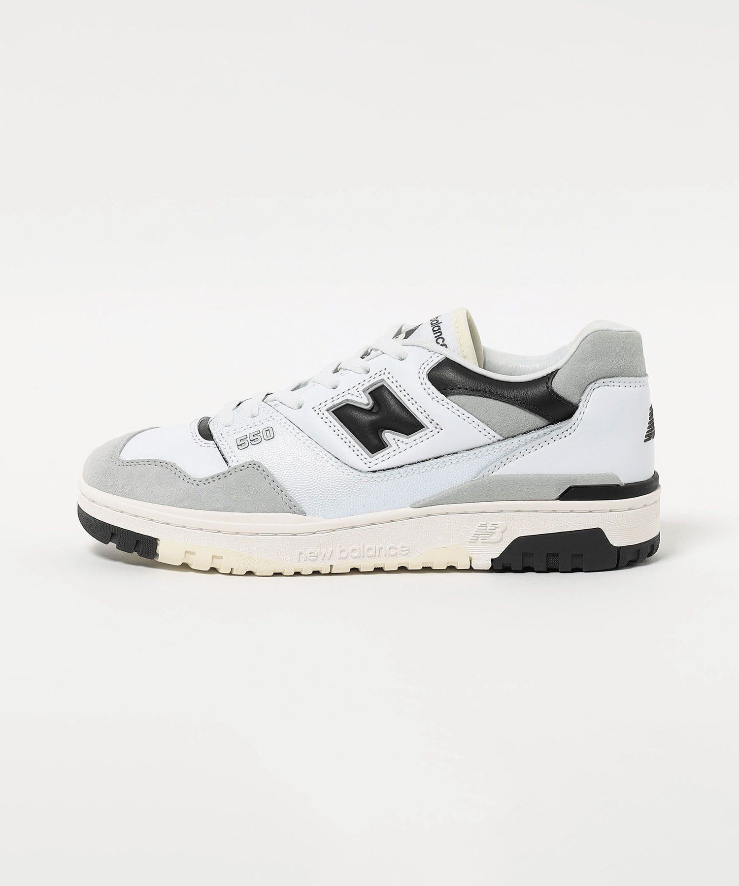 【ビューティ&ユース ユナイテッドアローズ/BEAUTY&YOUTH / UNITED ARROWS / MEN】のNew Balance BB550GWB/スニーカー インテリア・キッズ・メンズ・レディースファッション・服の通販 founy(ファニー) 　ファッション　Fashion　メンズファッション　Fashion for Men　シューズ・靴　Shoes　スニーカー / カジュアルにもスポーティにも　Sneakers & Trainers　シューズ　Shoes, Footwear　シンプル　Simple, Minimal　スニーカー　Sneakers, Trainers　スポーツ　Sports, Activewear　バスケット　Basket, Basket Bag　フィット　Fit, Slim Fit　プレミアム　Premium, High-End　WHITE|ID: prp329100004612515 ipo3291000000033013384