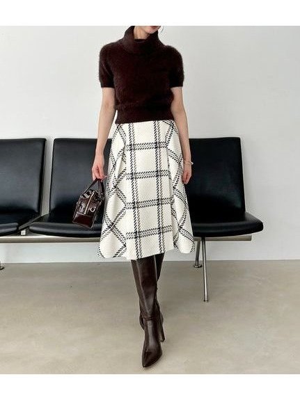 【スナイデル/SNIDEL】のSustainableロービングチェックミドルスカート 人気、トレンドファッション・服の通販 founy(ファニー) 　ファッション　Fashion　レディースファッション　Fashion for Women　スカート　Skirts　イエロー　Yellow　クラシカル　Classical, Vintage-Inspired　今季　This Season, Current Season　チェック　Check, Plaid, Tartan　トレンド　Trend, Trending Now　定番　Standard, Basic Item　バイアス　Bias, Diagonal Cut　バランス　Balance, Style Balance　フィット　Fit, Slim Fit　ブライト　Bright, Shiny　ポケット　Pocket, Pocket Detail　ミドル　Middle Length, Mid Height　エレガント 上品　Elegant　 other-1|ID: prp329100004612622 ipo3291000000033014800
