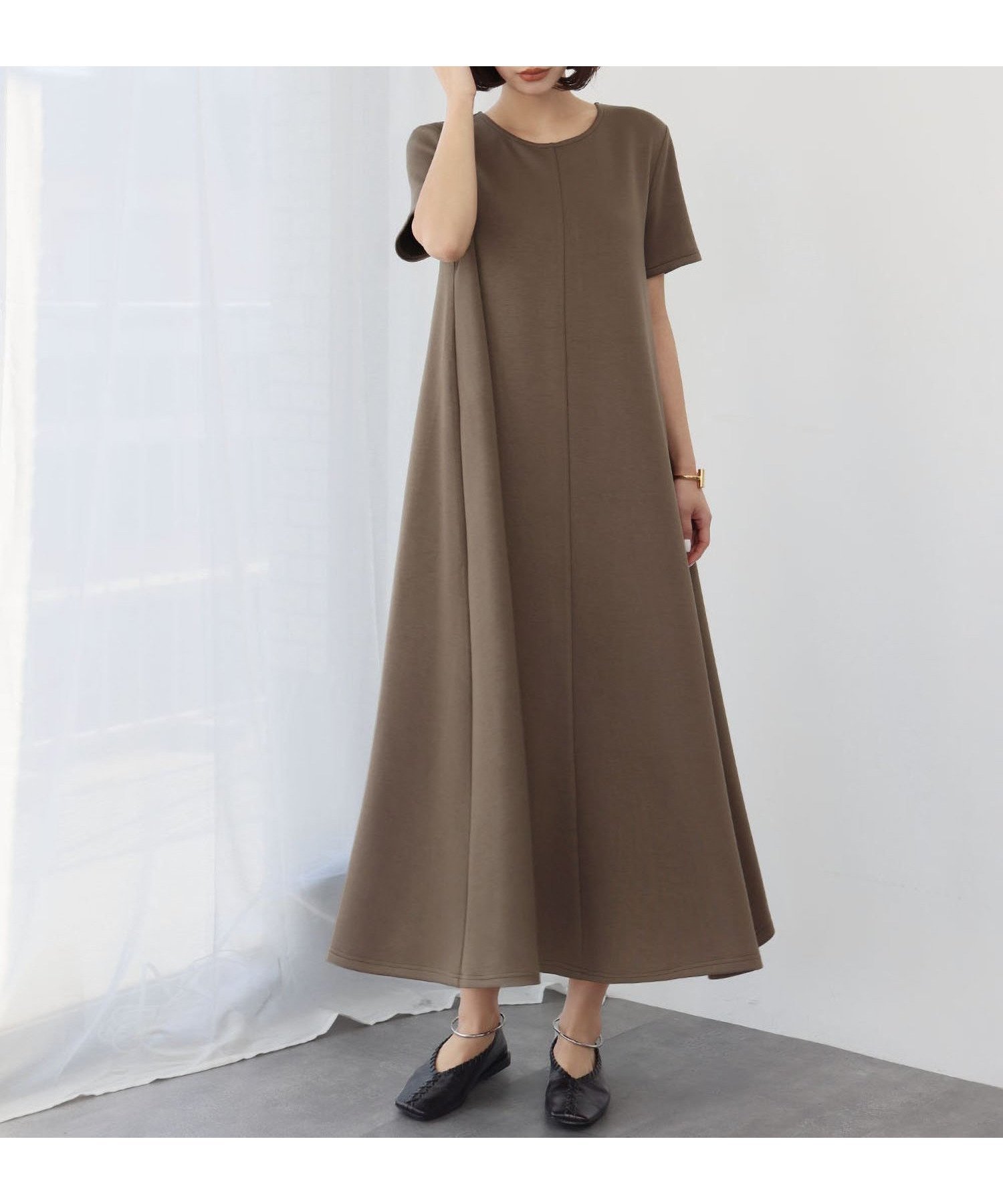 【ガール/GIRL】のダンボールAラインワンピース インテリア・キッズ・メンズ・レディースファッション・服の通販 founy(ファニー) 　ファッション　Fashion　レディースファッション　Fashion for Women　ワンピース　Dresses　Aラインワンピース・フレアシルエット　A-Line Dresses / Flared Silhouette Dresses　アクセサリー　Fashion Accessories　今季　This Season, Current Season　シンプル　Simple, Minimal　フレア　Flare, Flared　リラックス　Relax, Relaxed Fit　再入荷　Restock / Back in Stock　おすすめ　Recommended / Our Picks　エレガント 上品　Elegant　KH|ID: prp329100004612661 ipo3291000000033015389