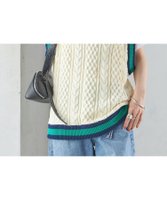 【シップス フォー ウィメン/SHIPS】の【SHIPS別注】LOGAN KNITTING MILLS チルデン Vネック ベスト 人気、トレンドファッション・服の通販 founy(ファニー) ファッション Fashion レディースファッション Fashion for Women アウター Coat / Outerwear Collection トップス・カットソー Cut & Sew Tops ニット Knit Tops & Sweaters ベスト&ジレ / 重ね着スタイル Vests & Gilets Vネックトップス V-Neck Tops / V-Cut Neckline Shirts 春 Spring カットソー Cut and Sewn Top ベスト Vest, Waistcoat 別注 Limited Edition, Custom Order 2025年 2025 2025春夏・S/S Spring/Summer 2025 SS25 |ID:prp329100004612951