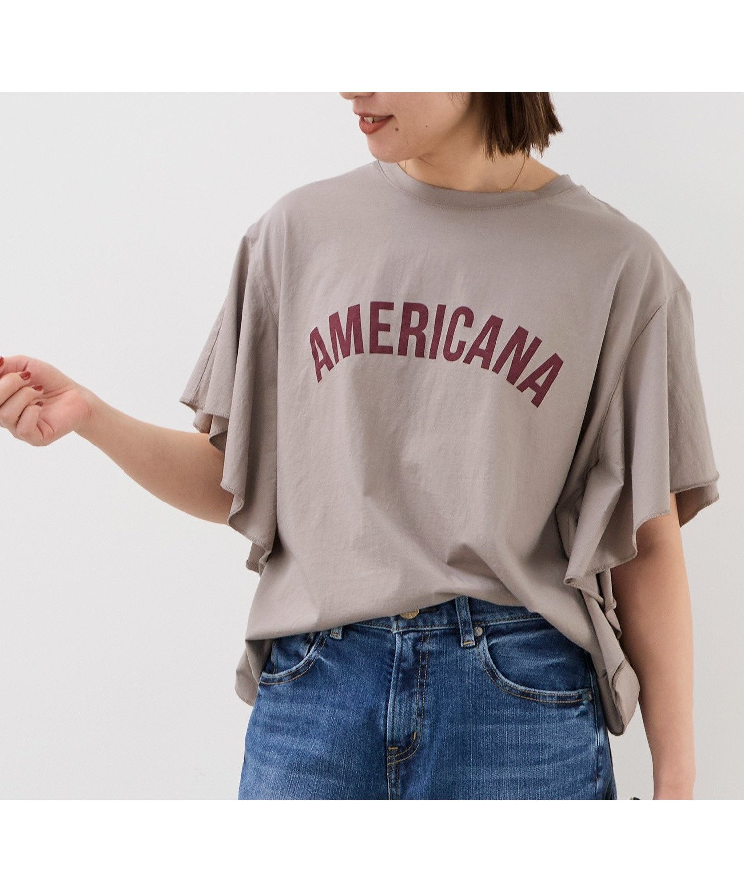 【マイカ ディール/MICA & DEAL】の【AMERICANA*MICA DEAL】15th ANNIVERSARY フリルスリーブT-shirt インテリア・キッズ・メンズ・レディースファッション・服の通販 founy(ファニー) 　ファッション　Fashion　レディースファッション　Fashion for Women　トップス・カットソー　Cut & Sew Tops　シャツ・ブラウス・オフィスカジュアル　Elegant Blouses & Button-Ups　ロングTシャツ・Tシャツ　Longline T-Shirts & Tees　カットソー　Cut and Sewn Top　コレクション　Collection, Seasonal Line　シルク　Silk, 100% Silk　スニーカー　Sneakers, Trainers　スラックス　Slacks, Dress Pants　スリーブ　Sleeve, Long Sleeve / Short Sleeve　デニム　Denim, Jeans Material　トレンド　Trend, Trending Now　定番　Standard, Basic Item　バランス　Balance, Style Balance　フリル　Frill, Ruffle　ボトム　Bottoms, Lower Wear　リラックス　Relax, Relaxed Fit　おすすめ　Recommended / Our Picks　BEIGE|ID: prp329100004613193 ipo3291000000033387921