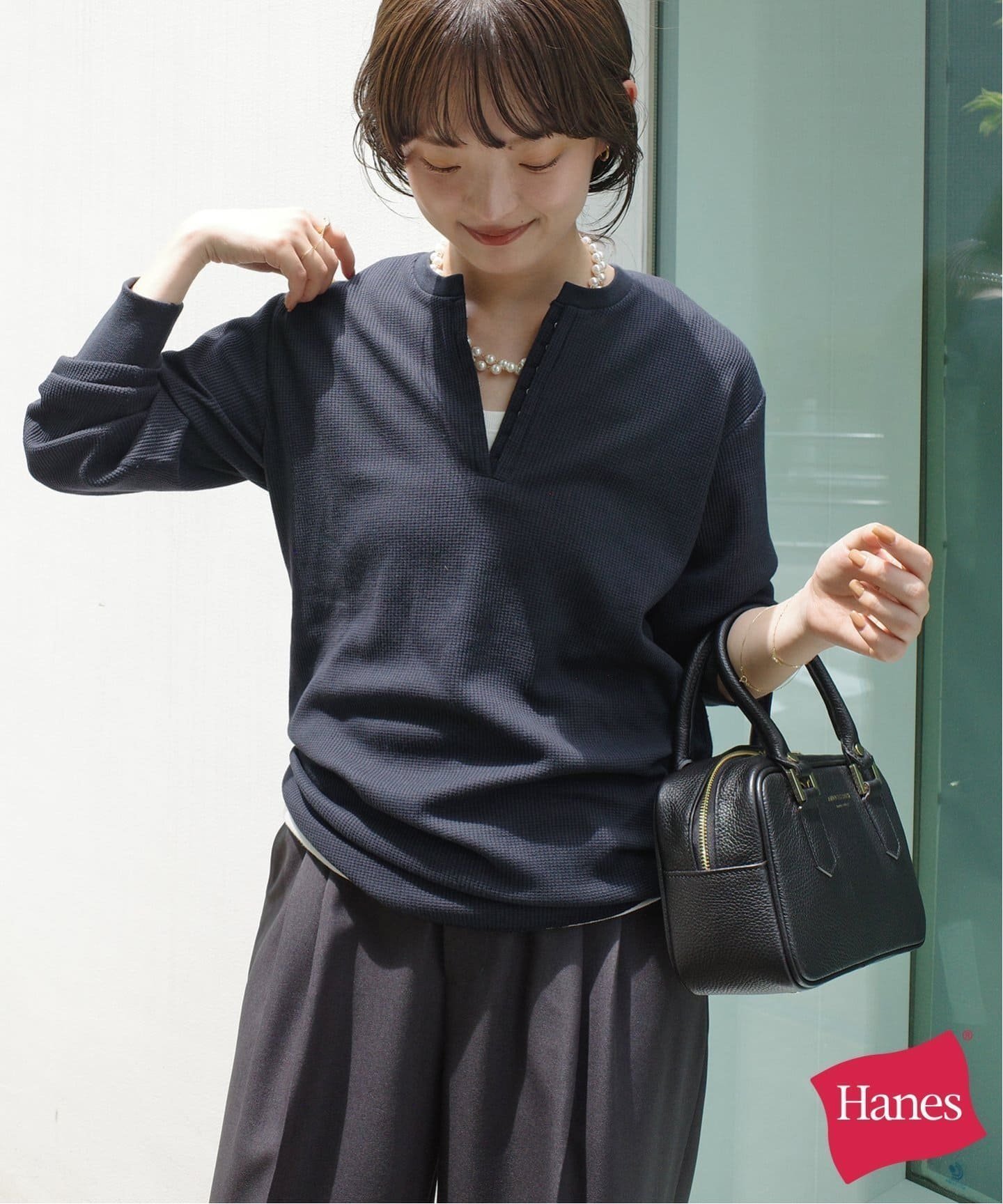 【スローブ イエナ/SLOBE IENA】のHANES/ヘインズ SLOBE別注 WAFFLE 2パックカットソー インテリア・キッズ・メンズ・レディースファッション・服の通販 founy(ファニー) 　ファッション　Fashion　レディースファッション　Fashion for Women　トップス・カットソー　Cut & Sew Tops　カットソー・ベーシックTシャツ　Cut-and-Sewn Tops / Stretch Tees & Basics　別注　Limited Edition, Custom Order　ネイビー|ID: prp329100004613505 ipo3291000000033279303