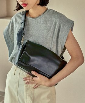 【レプシィム ローリーズファーム/LEPSIM LOWRYS FARM】のフラップボディバッグ 人気、トレンドファッション・服の通販 founy(ファニー) ファッション Fashion レディースファッション Fashion for Women バッグ Bags コンパクト Compact, Small Size ジャケット Jacket, Outerwear フィット Fit, Slim Fit フェイクレザー Faux Leather, PU Leather フラップ Flap, Flap Pocket マニッシュ Mannish, Boyish |ID:prp329100004614476