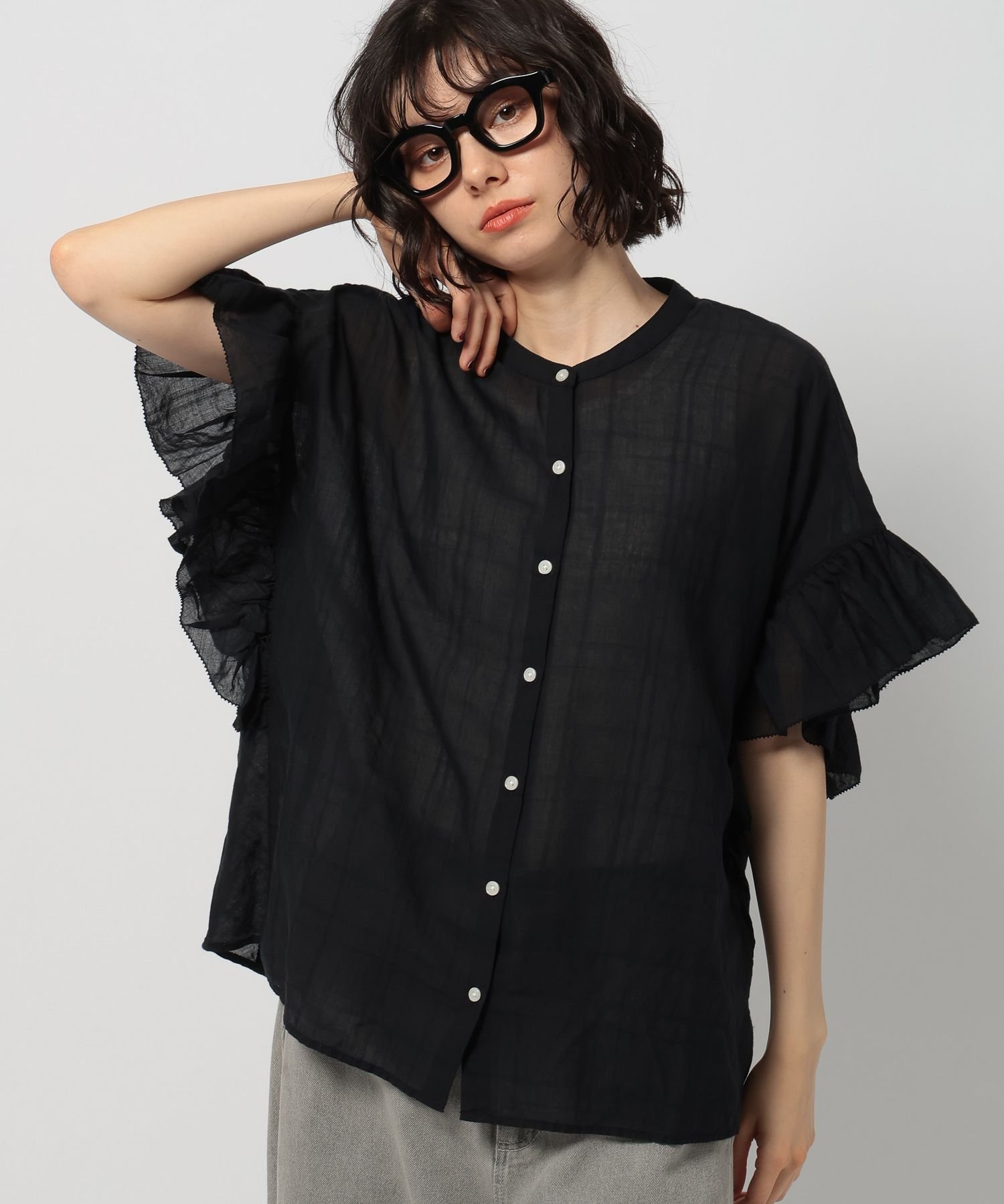 【ニコアンド/niko and】の袖フリルチェックブラウス インテリア・キッズ・メンズ・レディースファッション・服の通販 founy(ファニー) 　ファッション　Fashion　レディースファッション　Fashion for Women　トップス・カットソー　Cut & Sew Tops　シャツ・ブラウス・オフィスカジュアル　Elegant Blouses & Button-Ups　おすすめ　Recommended / Our Picks　サンダル　Sandals, Summer Shoes　チェック　Check, Plaid, Tartan　フリル　Frill, Ruffle　ミックス　Mix, Mixed Style　ワイド　Wide, Wide Fit　吸水　Absorbent, Quick-Dry　夏　Summer　羽織　Haori, Light Jacket　ブラック|ID: prp329100004614742 ipo3291000000033549946