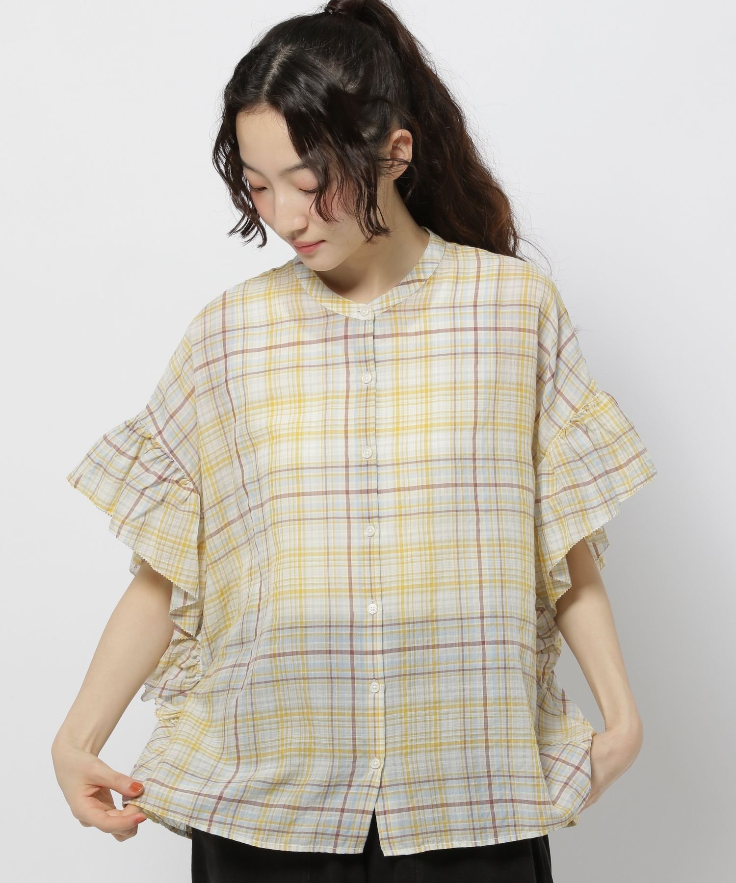 【ニコアンド/niko and】の袖フリルチェックブラウス インテリア・キッズ・メンズ・レディースファッション・服の通販 founy(ファニー) 　ファッション　Fashion　レディースファッション　Fashion for Women　トップス・カットソー　Cut & Sew Tops　シャツ・ブラウス・オフィスカジュアル　Elegant Blouses & Button-Ups　おすすめ　Recommended / Our Picks　サンダル　Sandals, Summer Shoes　チェック　Check, Plaid, Tartan　フリル　Frill, Ruffle　ミックス　Mix, Mixed Style　ワイド　Wide, Wide Fit　吸水　Absorbent, Quick-Dry　夏　Summer　羽織　Haori, Light Jacket　イエローチェック|ID: prp329100004614742 ipo3291000000033549950