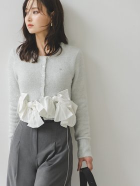 【スナイデル/SNIDEL】 リボンモチーフカーディガン人気、トレンドファッション・服の通販 founy(ファニー) ファッション Fashion レディースファッション Fashion for Women トップス・カットソー Cut & Sew Tops カーディガン・羽織り Layered Style Cardigans シルバー Silver, Metallic Silver タフタ Taffeta, Structured Fabric リボン Ribbon, Bow ロマンティック Romantic, Feminine Style |ID:prp329100004614747