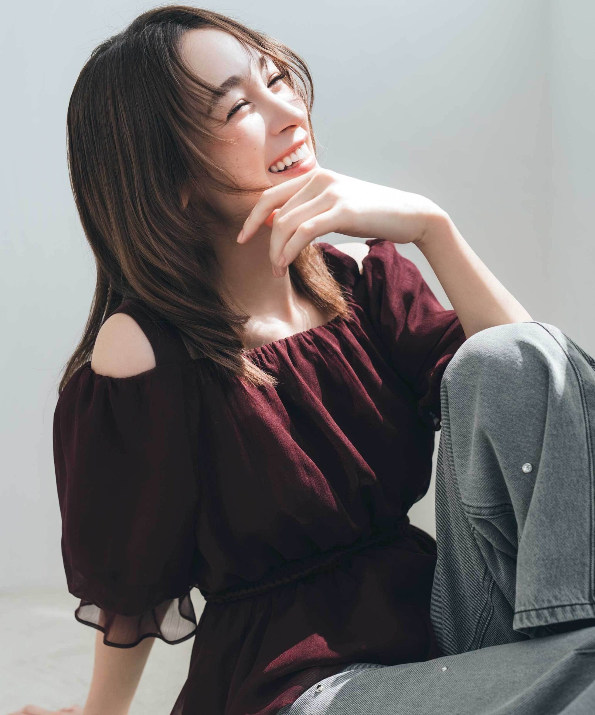 【ジルバイジルスチュアート/JILL by JILLSTUART】の楊柳オフショルパフブラウス インテリア・キッズ・メンズ・レディースファッション・服の通販 founy(ファニー) 　ファッション　Fashion　レディースファッション　Fashion for Women　トップス・カットソー　Cut & Sew Tops　シャツ・ブラウス・オフィスカジュアル　Elegant Blouses & Button-Ups　インナー　Innerwear　ボルドー|ID: prp329100004614885 ipo3291000000033559739