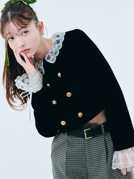 【リリーブラウン/Lily Brown】のL.B CANDY STOCK スカラップビジューアタッチドジャケット インテリア・キッズ・メンズ・レディースファッション・服の通販 founy(ファニー) 　ファッション　Fashion　レディースファッション　Fashion for Women　アウター　Coat / Outerwear Collection　レディースジャケット・軽アウター　Jackets　おすすめ　Recommended / Our Picks　カフス　Cuff Design　クラシカル　Classical, Vintage-Inspired　コンパクト　Compact, Small Size　ジャケット　Jacket, Outerwear　デニム　Denim, Jeans Material　ビジュー　Bijou, Jewel-like Accent　フェミニン　Feminine, Girly　フロント　Front, Front Design　エレガント 上品　Elegant　秋　Autumn　BLK[009]|ID: prp329100004614898 ipo3291000000033381700