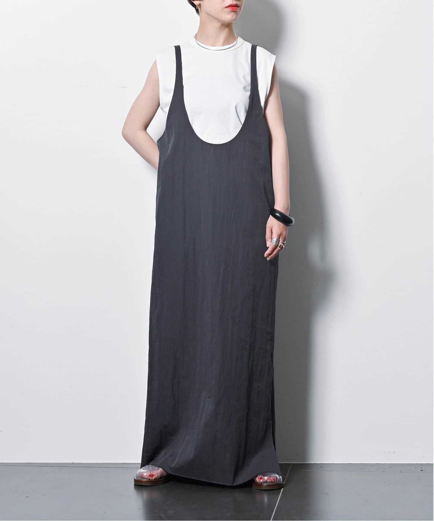 【シティーショップ/CITYSHOP】のOPPOSITE CAMI DRESS ワンピース インテリア・キッズ・メンズ・レディースファッション・服の通販 founy(ファニー) 　ファッション　Fashion　レディースファッション　Fashion for Women　ワンピース　Dresses　フォーマル・パーティードレス・結婚式用ドレス　Elegant & Casual Dresses　インナー　Innerwear　カッティング　Cutting Detail　コレクション　Collection, Seasonal Line　シンプル　Simple, Minimal　フォルム　Silhouette, Form　フロント　Front, Front Design　エレガント 上品　Elegant　2025年　2025　2025春夏・S/S　Spring/Summer 2025 SS25　グレー|ID: prp329100004615179 ipo3291000000033051387