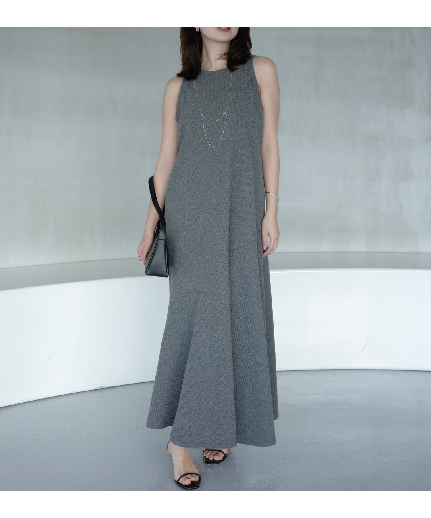 【アニュアンス/anuans】のテクスチャーカットワンピース インテリア・キッズ・メンズ・レディースファッション・服の通販 founy(ファニー) 　ファッション　Fashion　レディースファッション　Fashion for Women　ワンピース　Dresses　おすすめ　Recommended / Our Picks　サンダル　Sandals, Summer Shoes　シンプル　Simple, Minimal　スニーカー　Sneakers, Trainers　ミュール　Mule, Backless Shoes　リラックス　Relax, Relaxed Fit　ワッフル　Waffle, Waffle Knit　無地　Plain, Solid Color　GREY|ID: prp329100004615196 ipo3291000000033051558