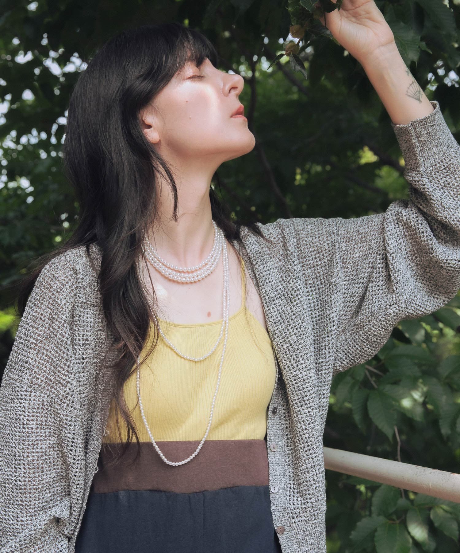 【アーバンリサーチ/URBAN RESEARCH】のブークレメッシュニットカーディガン インテリア・キッズ・メンズ・レディースファッション・服の通販 founy(ファニー) 　ファッション　Fashion　レディースファッション　Fashion for Women　トップス・カットソー　Cut & Sew Tops　ニット　Knit Tops & Sweaters　カーディガン・羽織り　Layered Style Cardigans　2025年　2025　2025春夏・S/S　Spring/Summer 2025 SS25　インナー　Innerwear　カーディガン　Cardigan, Knitwear　キャミソール　Camisole, Spaghetti Strap Top　ベーシック　Basic, Essential　メッシュ　Mesh, Net Fabric　メランジ　Melange, Mixed Yarn　夏　Summer　S/S・春夏　SS, Spring/Summer, Warm Season　M.BLACK|ID: prp329100004615236 ipo3291000000033524021