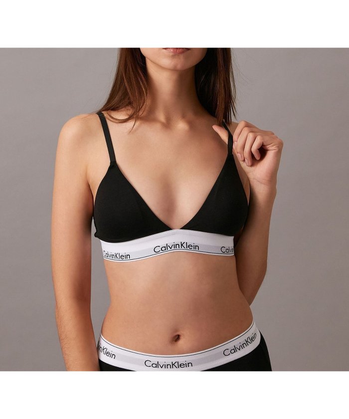 【カルバンクライン/Calvin Klein】の【公式ショップ】 カルバンクライン Icon Cotton ライトリーライントライアングル ブラ Calvin Klein Underwear QF5650 インテリア・キッズ・メンズ・レディースファッション・服の通販 founy(ファニー) https://founy.com/ ファッション Fashion レディースファッション Fashion for Women 下着・ランジェリー Lingerie & Intimates アンダーウェア・ベースインナー・肌着 Underwear / Base Layer / Undergarments アンダー Underwear Essentials インナー Innerwear ショーツ Shorts, Short Pants シンプル Simple, Minimal ストレッチ Stretch, Stretchy Fabric スポーツ Sports, Activewear トライアングル Triangle, Triangular Shape ブラジャー Bra, Lingerie ヨガ Yoga, Yoga Wear ランニング Running, Running Wear, Activewear, Jogging |ID: prp329100004615402 ipo3291000000033548379