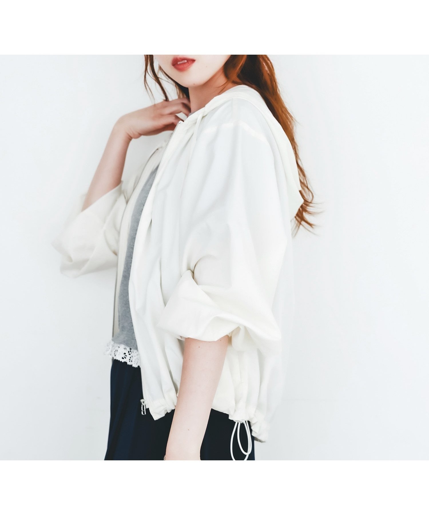【ルクールブラン/le.coeur blanc】のkomatsu.シアーフードブルゾン インテリア・キッズ・メンズ・レディースファッション・服の通販 founy(ファニー) 　ファッション　Fashion　レディースファッション　Fashion for Women　アウター　Coat / Outerwear Collection　ブルゾンジャケット・スポーティアウター　Blouson Jackets　おすすめ　Recommended / Our Picks　サテン　Satin, Glossy Fabric　シルバー　Silver, Metallic Silver　シンプル　Simple, Minimal　トレンド　Trend, Trending Now　リップ　Lip, Lip Motif　リボン　Ribbon, Bow　エレガント 上品　Elegant　人気　Popular, Best Seller　夏　Summer　旅行　Travel　オフ|ID: prp329100004615524 ipo3291000000033387228