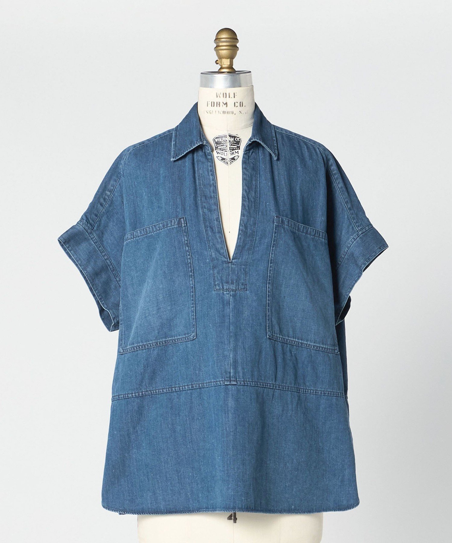 【ドゥロワー/DRAWER】のPRE デニムプルオーバーブラウス インテリア・キッズ・メンズ・レディースファッション・服の通販 founy(ファニー) 　ファッション　Fashion　レディースファッション　Fashion for Women　トップス・カットソー　Cut & Sew Tops　シャツ・ブラウス・オフィスカジュアル　Elegant Blouses & Button-Ups　カジュアルプルオーバー・ニットトップス　Pullovers & Knit Tops / Casual Pullovers　スキッパー　Skipper, Open Collar　スリット　Slit, Slit Detail　ダブル　Double, Double-Breasted　デニム　Denim, Jeans Material　フェミニン　Feminine, Girly　フロント　Front, Front Design　ポケット　Pocket, Pocket Detail　ラウンド　Round, Round Neck　NAVY|ID: prp329100004615816 ipo3291000000033057839