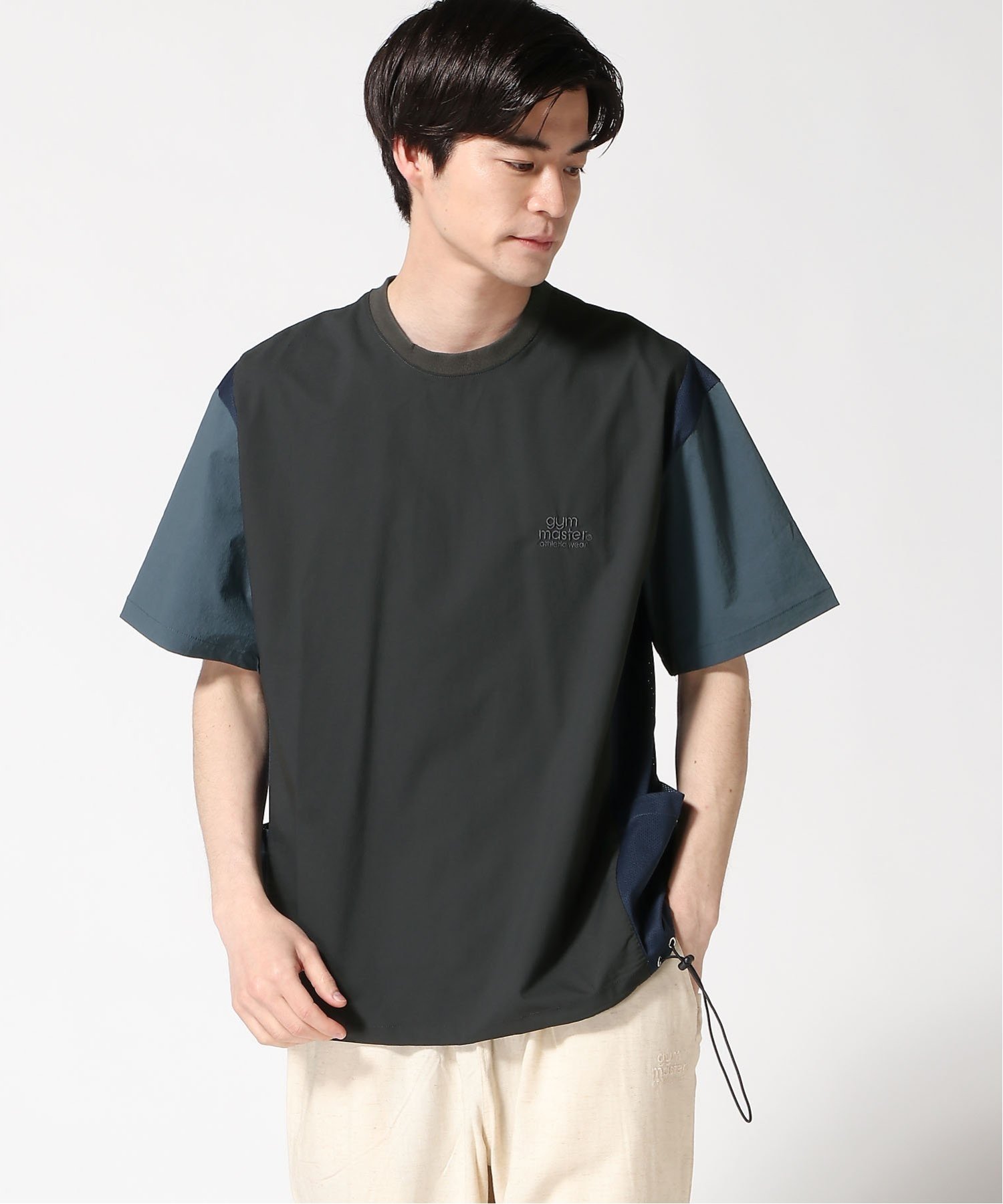 【ジムマスター/gym master / MEN】のgym master/マイクロリップメッシュ切り替えTee インテリア・キッズ・メンズ・レディースファッション・服の通販 founy(ファニー) 　ファッション　Fashion　メンズファッション　Fashion for Men　アウトドア　Outdoor Clothing　ショルダー　Shoulder, Shoulder Strap　ベーシック　Basic, Essential　ミックス　Mix, Mixed Style　メッシュ　Mesh, Net Fabric　チャコールxネイビー|ID: prp329100004615830 ipo3291000000033293110