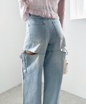 【ナイスクラップ/NICE CLAUP】の【ウエストサイズ調整可】サイドあきリボンワイドデニム 人気、トレンドファッション・服の通販 founy(ファニー) ファッション Fashion レディースファッション Fashion for Women |ID:prp329100004615890
