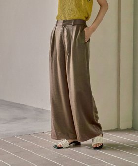 【レプシィム ローリーズファーム/LEPSIM LOWRYS FARM】のサテンストレートパンツ 人気、トレンドファッション・服の通販 founy(ファニー) ファッション Fashion レディースファッション Fashion for Women パンツ Pants & Trousers おすすめ Recommended / Our Picks サテン Satin, Glossy Fabric ストレート Straight, Straight Cut ワイド Wide, Wide Fit エレガント 上品 Elegant |ID:prp329100004616252