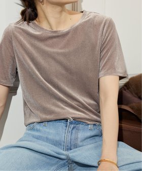 【スローブ イエナ/SLOBE IENA】 ベロアTシャツ人気、トレンドファッション・服の通販 founy(ファニー) ファッション Fashion レディースファッション Fashion for Women トップス・カットソー Cut & Sew Tops シャツ・ブラウス・オフィスカジュアル Elegant Blouses & Button-Ups ロングTシャツ・Tシャツ Longline T-Shirts & Tees ベロアトップス Velour Tops / Velvet-Look Items 2025年 2025 2025-2026秋冬・A/W Autumn/Winter 2025–26 AW25–26 おすすめ Recommended / Our Picks インナー Innerwear コンパクト Compact, Small Size シアー Sheer, See-Through ジャケット Jacket, Outerwear デニム Denim, Jeans Material トレンド Trend, Trending Now ベロア Velour, Soft Velvet ボトム Bottoms, Lower Wear |ID:prp329100004616721