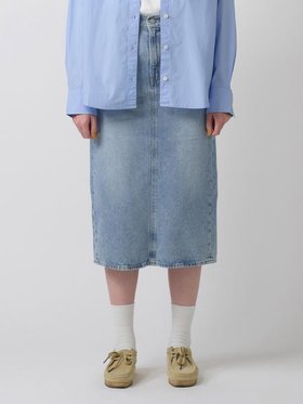 【リーバイス/Levis】のバックスリット デニム スカート ライトインディゴ 人気、トレンドファッション・服の通販 founy(ファニー) ファッション Fashion レディースファッション Fashion for Women スカート Skirts バッグ Bags スリット Slit, Slit Detail スリム Slim, Slim Fit デニム Denim, Jeans Material フィット Fit, Slim Fit ベーシック Basic, Essential |ID:prp329100004617080