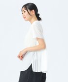 【ビームス ハート/BEAMS HEART】の【洗濯機洗い可】バックプリーツ ブラウス 25SS 半袖 オンオフ兼用 ビジネス きれいめ 人気、トレンドファッション・服の通販 founy(ファニー) ファッション Fashion レディースファッション Fashion for Women トップス・カットソー Cut & Sew Tops シャツ・ブラウス・オフィスカジュアル Elegant Blouses & Button-Ups バッグ Bags エレガント 上品 Elegant ストレート Straight, Straight Cut パール Pearl, Pearl Accent フレア Flare, Flared プリーツ Pleats, Pleated 半袖 Short Sleeve, Half Sleeve ビジネス 仕事 通勤 Business / Work / Commuting 2025年 2025 2025春夏・S/S Spring/Summer 2025 SS25 thumbnail OFF WHITE|ID: prp329100004617523 ipo3291000000033539482