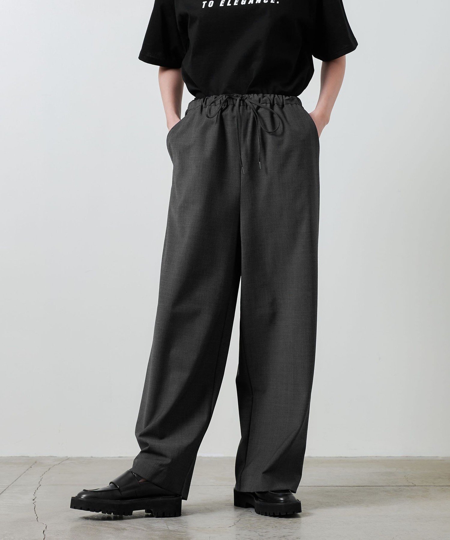 【ユナイテッドアローズ/UNITED ARROWS】のMARW UNITED ARROWS トロピカル イージーパンツ インテリア・キッズ・メンズ・レディースファッション・服の通販 founy(ファニー) 　ファッション　Fashion　レディースファッション　Fashion for Women　パンツ　Pants & Trousers　シンプル　Simple, Minimal　チェック　Check, Plaid, Tartan　定番　Standard, Basic Item　人気　Popular, Best Seller　ポケット　Pocket, Pocket Detail　ワイド　Wide, Wide Fit　ビジネス 仕事 通勤　Business / Work / Commuting　DK.GRAY|ID: prp329100004617670 ipo3291000000033091263