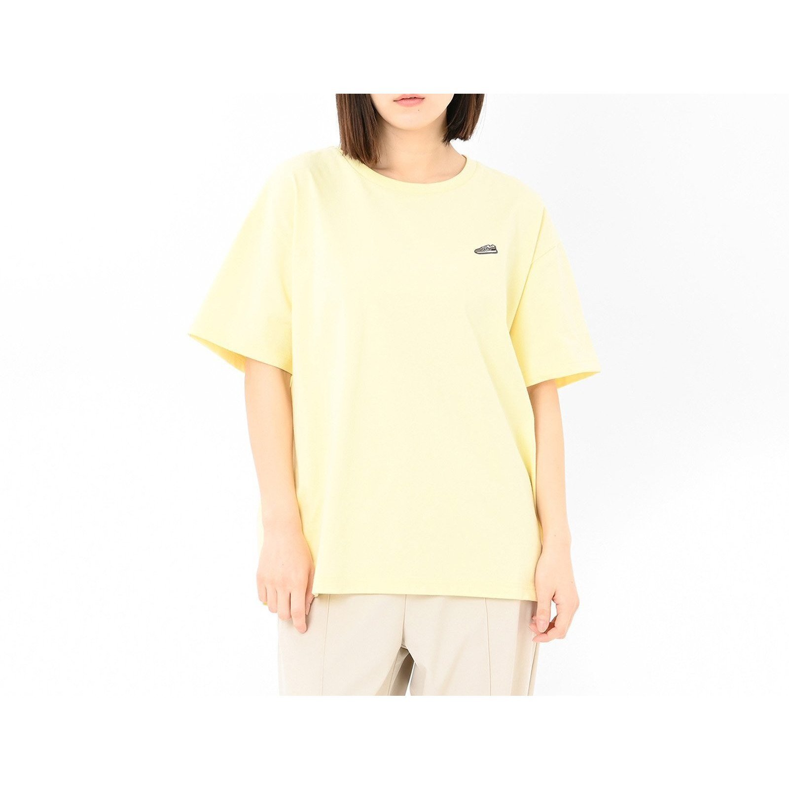 【ニューバランス/new balance】のシューパッチショートスリーブTシャツ インテリア・キッズ・メンズ・レディースファッション・服の通販 founy(ファニー) ファッション Fashion レディースファッション Fashion for Women トップス・カットソー Cut & Sew Tops シャツ・ブラウス・オフィスカジュアル Elegant Blouses & Button-Ups ロングTシャツ・Tシャツ Longline T-Shirts & Tees おすすめ Recommended / Our Picks ショート Short, Short Length スポーツ Sports, Activewear スリーブ Sleeve, Long Sleeve / Short Sleeve パッチ Patch, Appliqué フィット Fit, Slim Fit ベーシック Basic, Essential ポケット Pocket, Pocket Detail リラックス Relax, Relaxed Fit PRCパーチメント|ID: prp329100004617878 ipo3291000000034442085