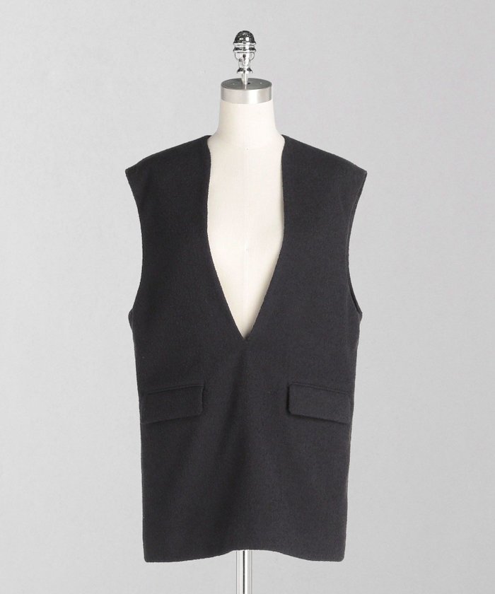 【ユナイテッドアローズ/UNITED ARROWS】のLOEFF ミニループ ベスト インテリア・キッズ・メンズ・レディースファッション・服の通販 founy(ファニー) https://founy.com/ ファッション Fashion レディースファッション Fashion for Women アウター Coat / Outerwear Collection トップス・カットソー Cut & Sew Tops ベスト&ジレ / 重ね着スタイル Vests & Gilets おすすめ Recommended / Our Picks キュロット Culottes, Wide Shorts スマート Smart, Elegant セットアップ Set-Up, Coordinated Outfit ノースリーブ Sleeveless, No-Sleeve バランス Balance, Style Balance ベスト Vest, Waistcoat ボックス Boxy, Box Shape ループ Loop, Loop Knit |ID: prp329100004617930 ipo3291000000033550440