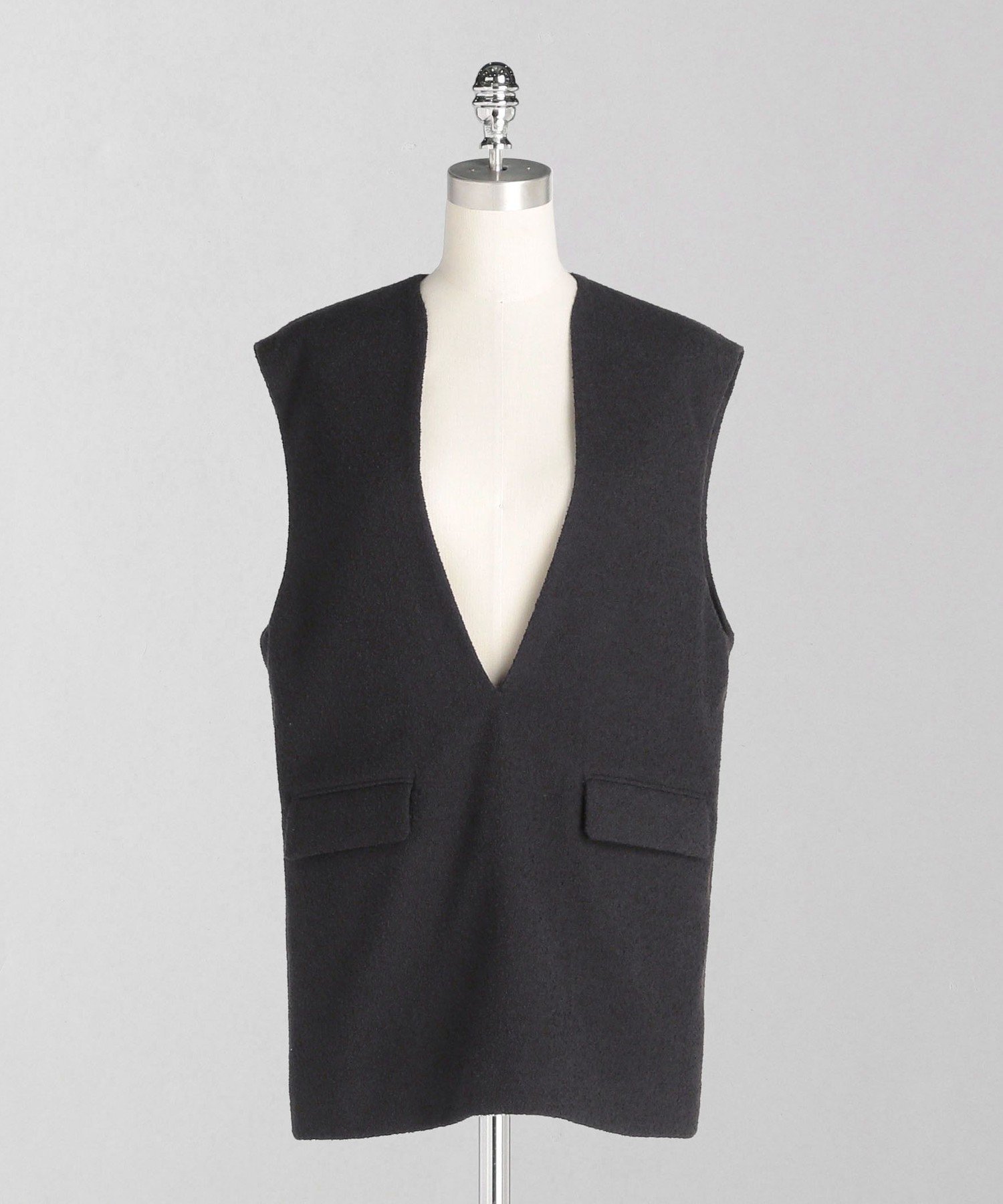 【ユナイテッドアローズ/UNITED ARROWS】のLOEFF ミニループ ベスト 人気、トレンドファッション・服の通販 founy(ファニー) 　ファッション　Fashion　レディースファッション　Fashion for Women　アウター　Coat / Outerwear Collection　トップス・カットソー　Cut & Sew Tops　ベスト&ジレ / 重ね着スタイル　Vests & Gilets　おすすめ　Recommended / Our Picks　キュロット　Culottes, Wide Shorts　スマート　Smart, Elegant　セットアップ　Set-Up, Coordinated Outfit　ノースリーブ　Sleeveless, No-Sleeve　バランス　Balance, Style Balance　ベスト　Vest, Waistcoat　ボックス　Boxy, Box Shape　ループ　Loop, Loop Knit　 other-1|ID: prp329100004617930 ipo3291000000033550440