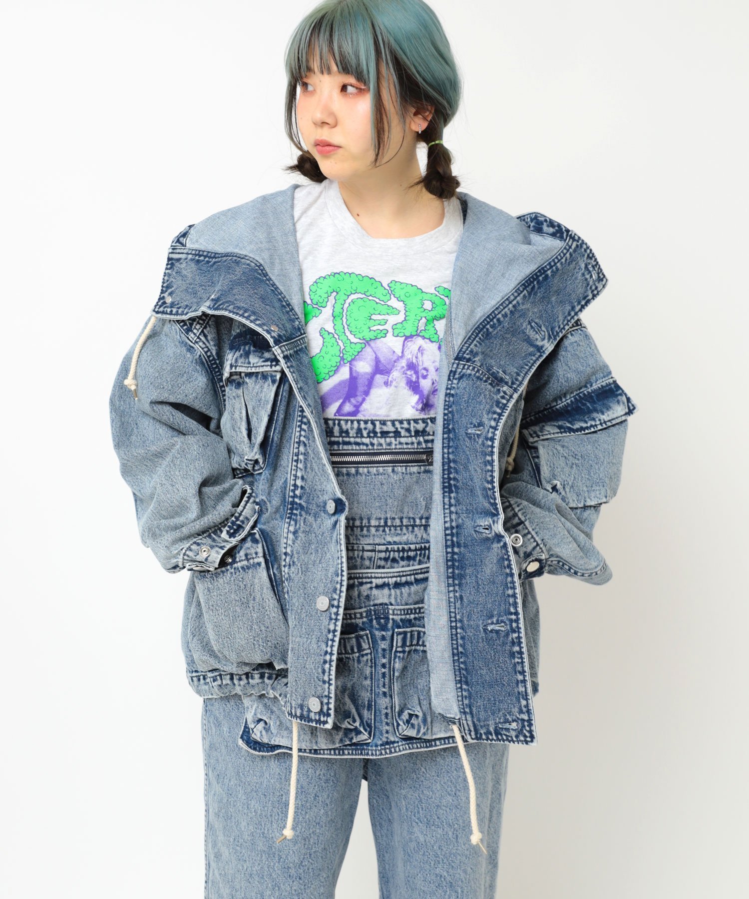 【アールエヌエー/RNA】のJ2152 メニポケフードジャケット インテリア・キッズ・メンズ・レディースファッション・服の通販 founy(ファニー) 　ファッション　Fashion　レディースファッション　Fashion for Women　アウター　Coat / Outerwear Collection　レディースジャケット・軽アウター　Jackets　おすすめ　Recommended / Our Picks　ケミカル　Chemical, Chemical Wash　ジャケット　Jacket, Outerwear　デニム　Denim, Jeans Material　フロント　Front, Front Design　ポケット　Pocket, Pocket Detail　ケミカル|ID: prp329100004618256 ipo3291000000033102956