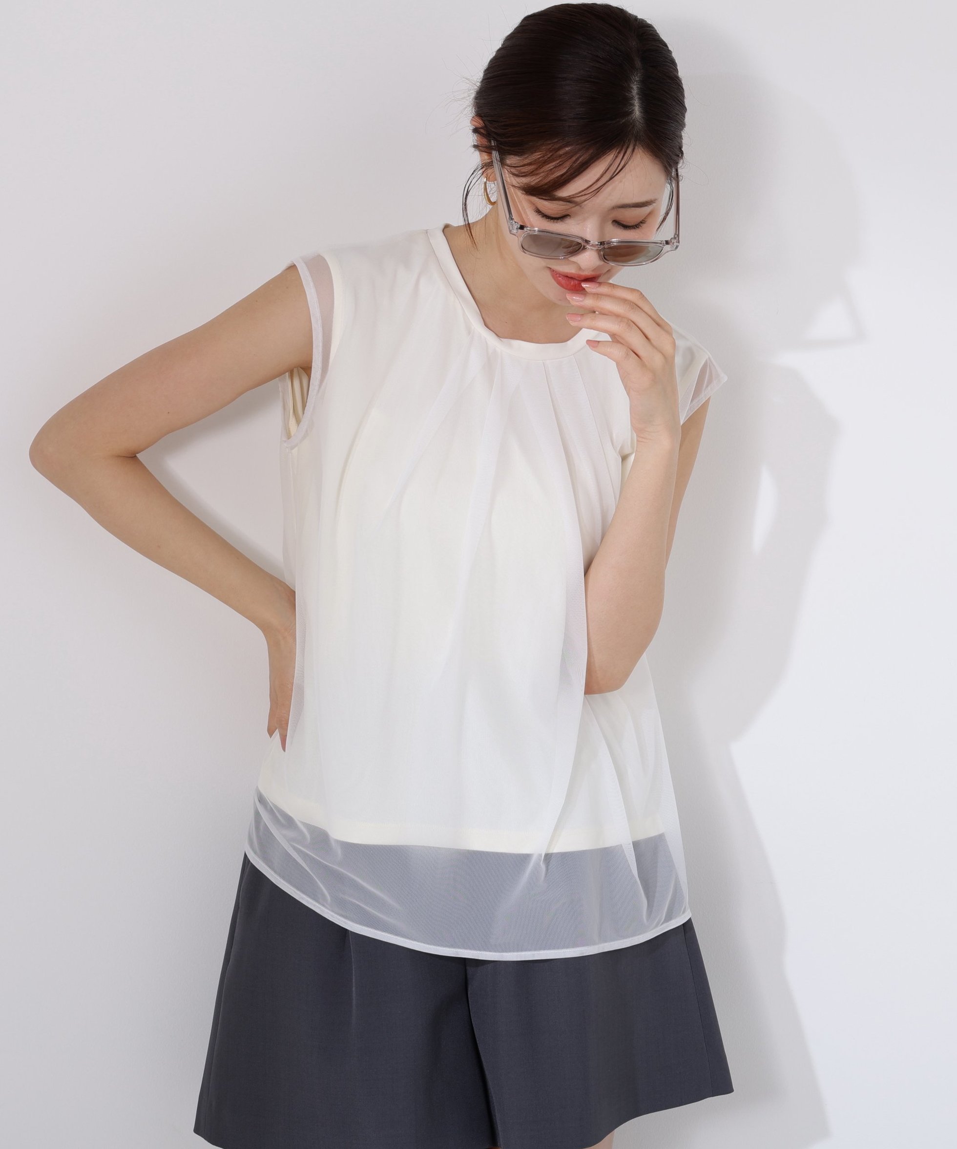 【プロポーション ボディドレッシング/PROPORTION BODY DRESSING】のタック入りチュールトップス インテリア・キッズ・メンズ・レディースファッション・服の通販 founy(ファニー) 　ファッション　Fashion　レディースファッション　Fashion for Women　トップス・カットソー　Cut & Sew Tops　カットソー　Cut and Sewn Top　チュール　Tulip, Tulip Motif　フレア　Flare, Flared　エクリュ1|ID: prp329100004618426 ipo3291000000033642078