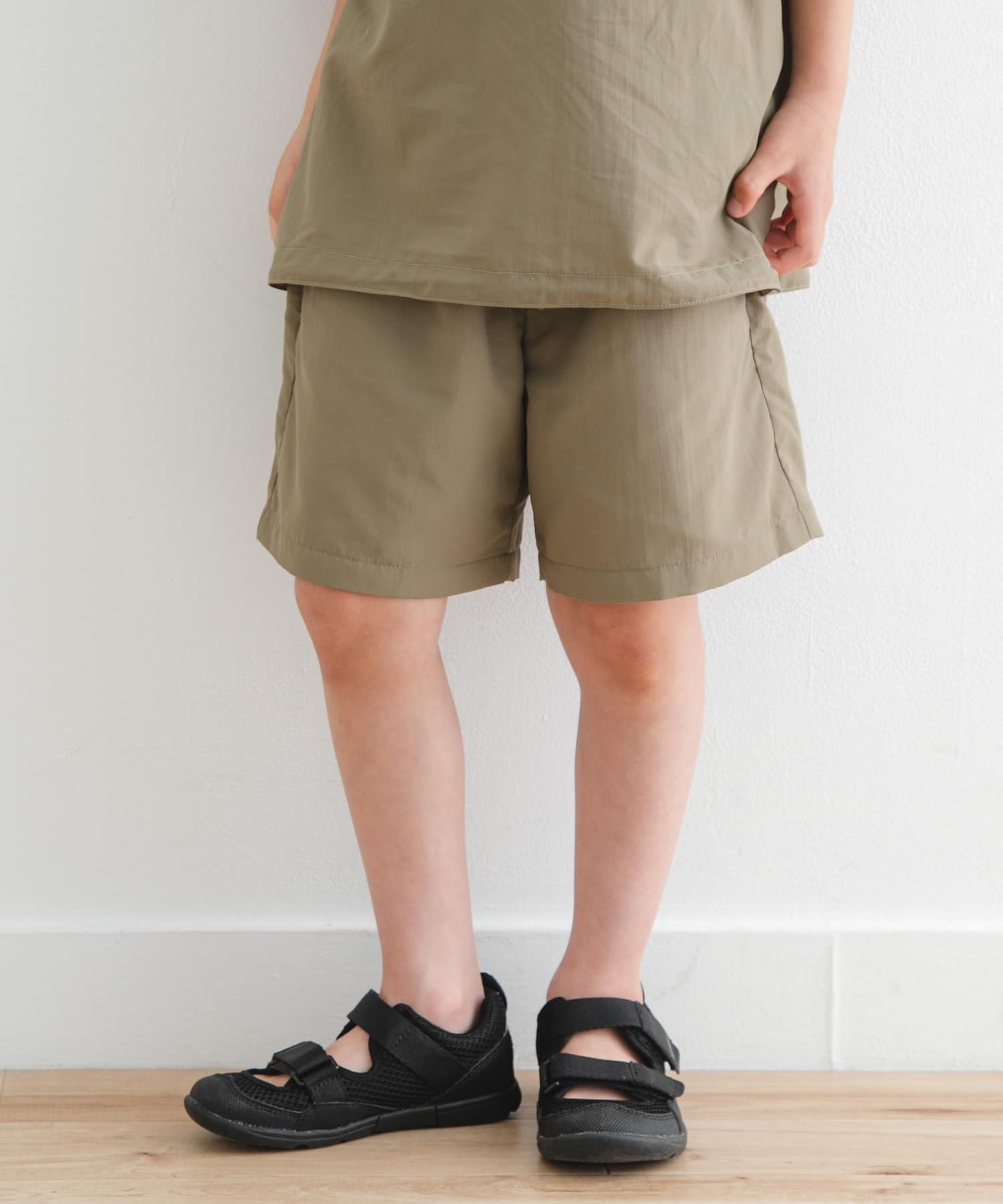 【アーバンリサーチ ドアーズ/URBAN RESEARCH DOORS / KIDS】の『セットアップ対応』 撥水ショーツ(KIDS) インテリア・キッズ・メンズ・レディースファッション・服の通販 founy(ファニー) 　ファッション　Fashion　キッズファッション　Fashion for Kids　2025年　2025　2025春夏・S/S　Spring/Summer 2025 SS25　ショーツ　Shorts, Short Pants　セットアップ　Set-Up, Coordinated Outfit　メッシュ　Mesh, Net Fabric　夏　Summer　S/S・春夏　SS, Spring/Summer, Warm Season　軽量　Lightweight, Ultra Light　KHAKI|ID: prp329100004618458 ipo3291000000033108016