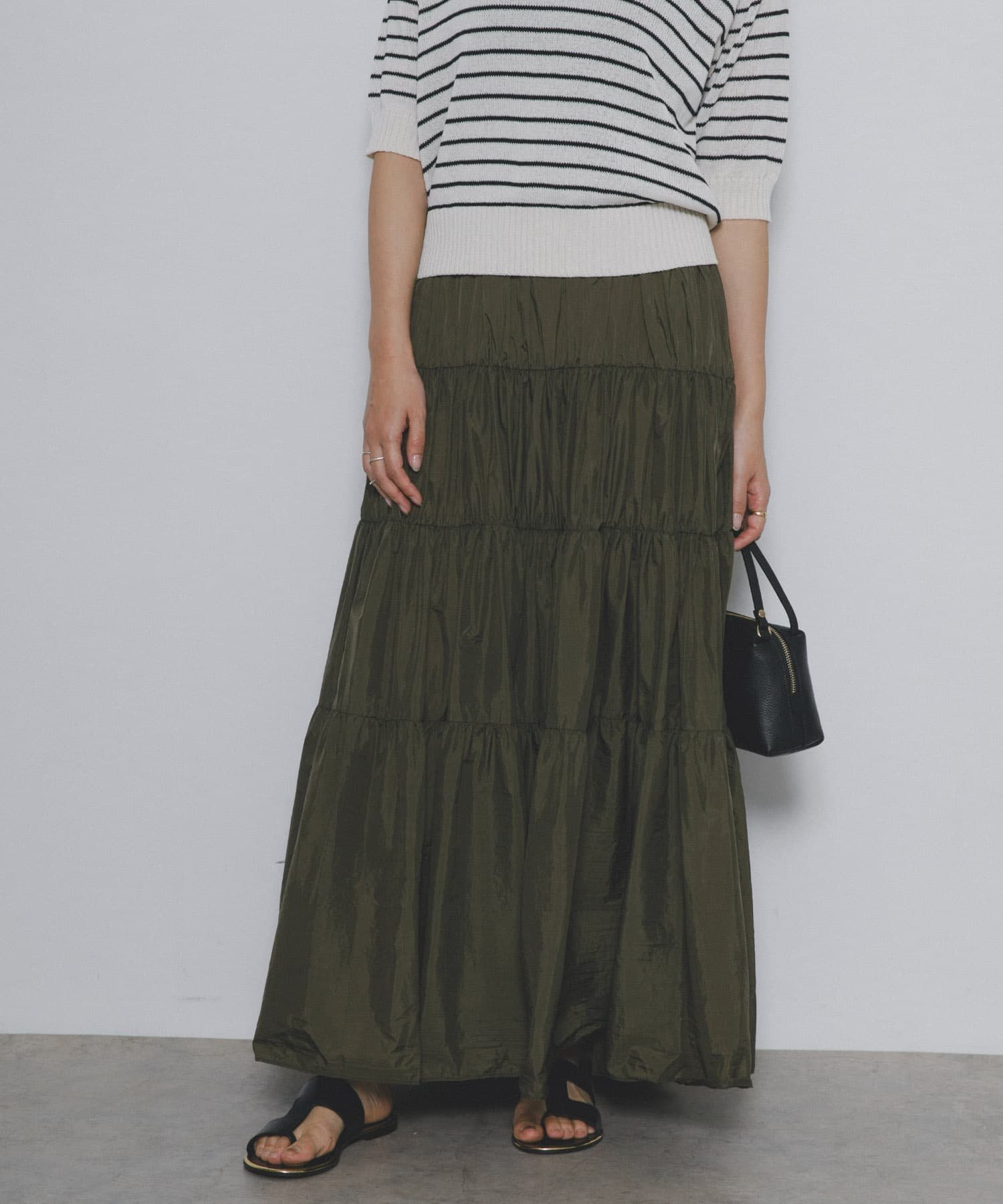 【アーバンリサーチ ロッソ/URBAN RESEARCH ROSSO】のF by ROSSO ナイロンティアードロングスカート インテリア・キッズ・メンズ・レディースファッション・服の通販 founy(ファニー) 　ファッション　Fashion　レディースファッション　Fashion for Women　スカート　Skirts　ロングスカート　Long Skirts / Maxi & Midi Skirts　2025年　2025　2025春夏・S/S　Spring/Summer 2025 SS25　アウトドア　Outdoor Clothing　ギャザー　Gathered, Ruffled　ロング　Long, Long-Length　夏　Summer　S/S・春夏　SS, Spring/Summer, Warm Season　KHAKI|ID: prp329100004618712 ipo3291000000033172366