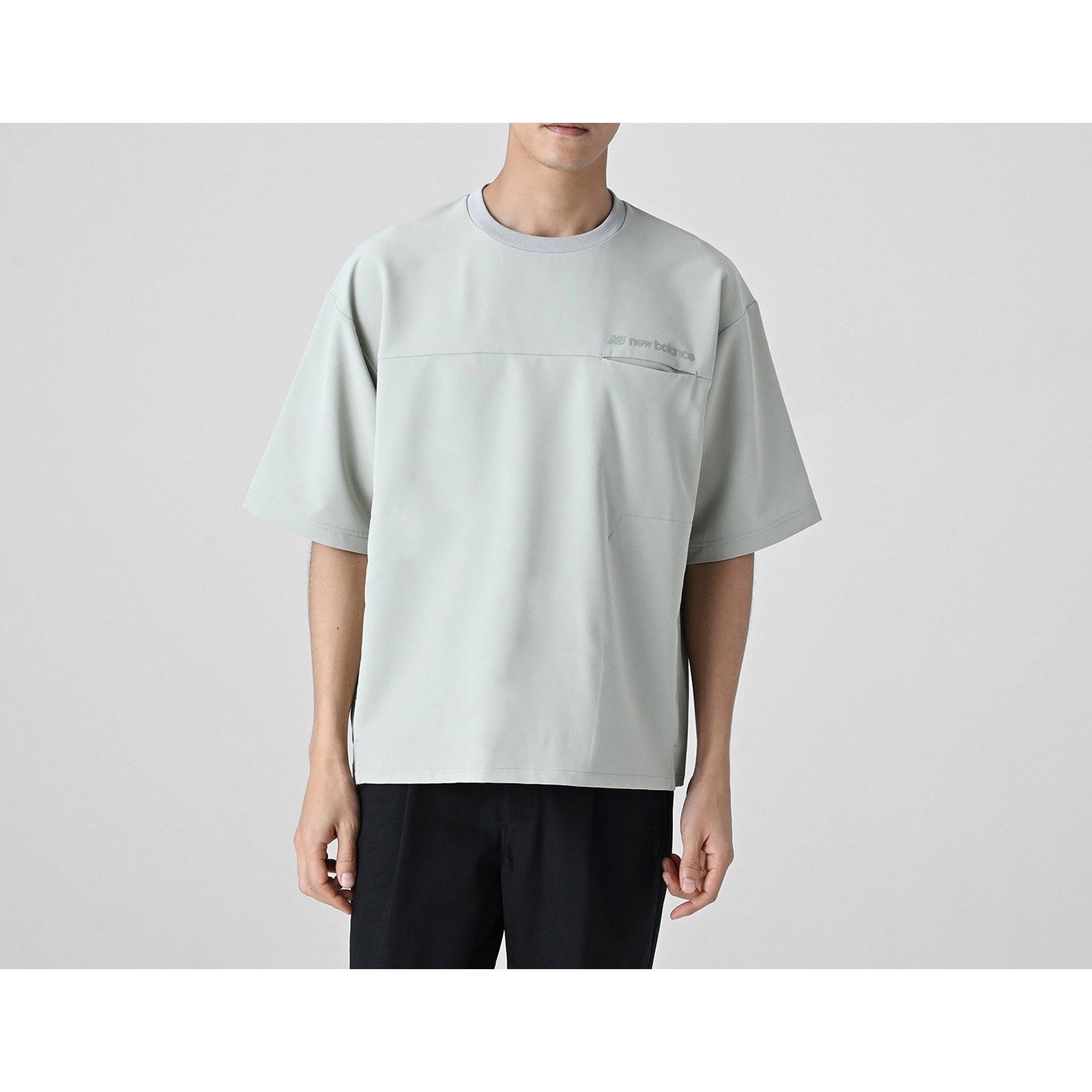 【ニューバランス/new balance / MEN】のMET24 Woven Short SleeveTee インテリア・キッズ・メンズ・レディースファッション・服の通販 founy(ファニー) 　ファッション　Fashion　メンズファッション　Fashion for Men　ショート　Short, Short Length　ストレッチ　Stretch, Stretchy Fabric　スリーブ　Sleeve, Long Sleeve / Short Sleeve　フィット　Fit, Slim Fit　ポケット　Pocket, Pocket Detail　リラックス　Relax, Relaxed Fit　OVNオリビン|ID: prp329100004619001 ipo3291000000033121173