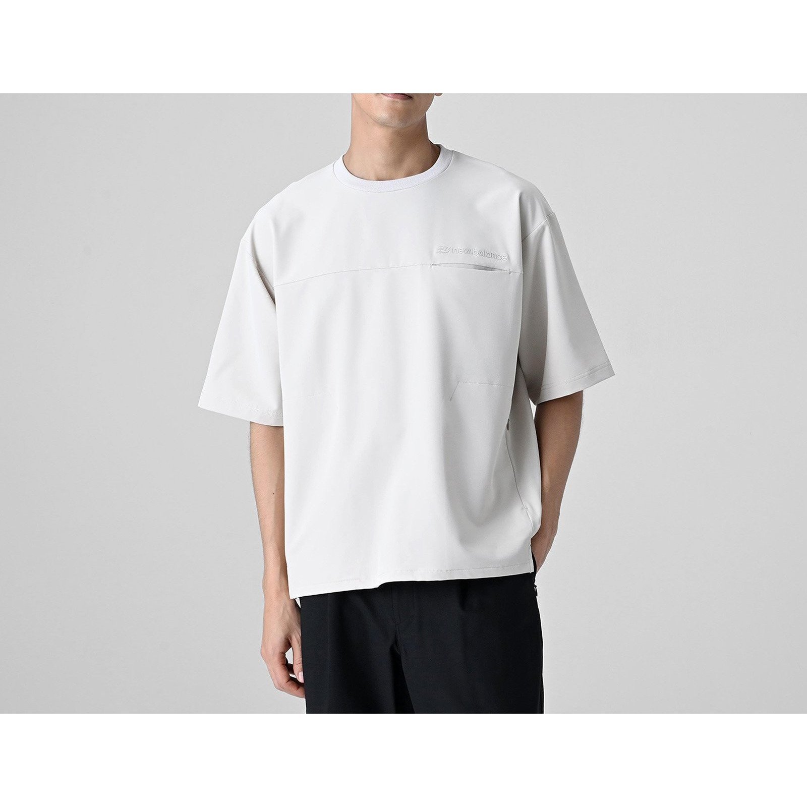 【ニューバランス/new balance / MEN】のMET24 Woven Short SleeveTee インテリア・キッズ・メンズ・レディースファッション・服の通販 founy(ファニー) 　ファッション　Fashion　メンズファッション　Fashion for Men　ショート　Short, Short Length　ストレッチ　Stretch, Stretchy Fabric　スリーブ　Sleeve, Long Sleeve / Short Sleeve　フィット　Fit, Slim Fit　ポケット　Pocket, Pocket Detail　リラックス　Relax, Relaxed Fit　TWFティンバーウルフ|ID: prp329100004619001 ipo3291000000033121175