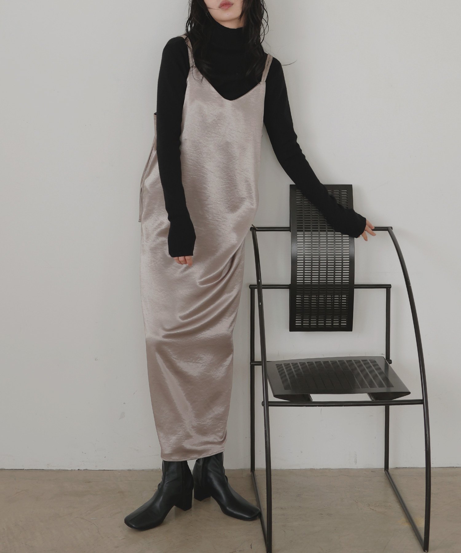 【リアン/Lian】のサテンキャミワンピース インテリア・キッズ・メンズ・レディースファッション・服の通販 founy(ファニー) 　ファッション　Fashion　レディースファッション　Fashion for Women　ワンピース　Dresses　キャミソールワンピース　Camisole Dresses　サテン　Satin, Glossy Fabric　エレガント 上品　Elegant　グレイッシュベージュ|ID: prp329100004619465 ipo3291000000033128259