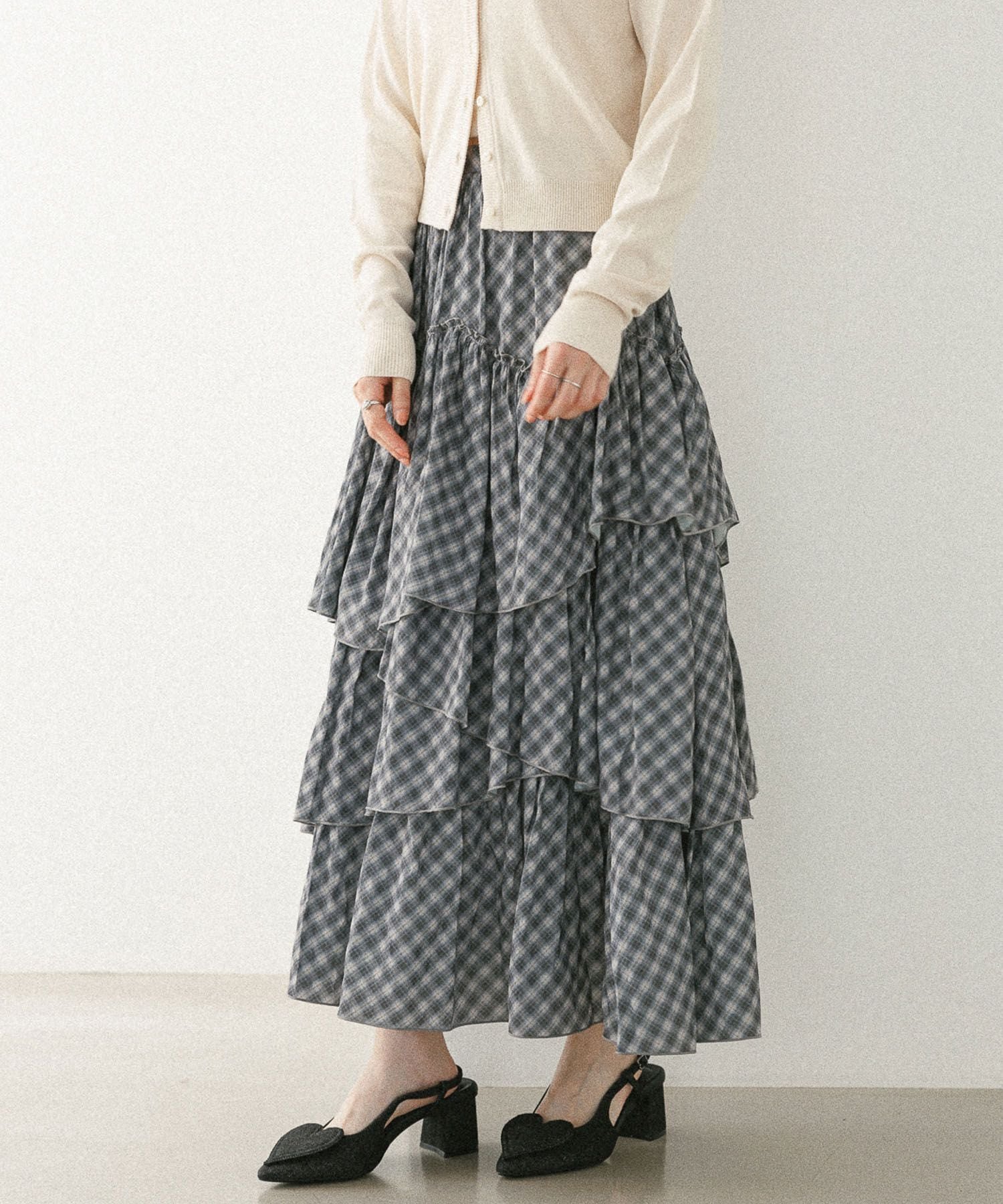 【ヘザー/Heather】のフリルティアードロングスカート インテリア・キッズ・メンズ・レディースファッション・服の通販 founy(ファニー) 　ファッション　Fashion　レディースファッション　Fashion for Women　スカート　Skirts　ロングスカート　Long Skirts / Maxi & Midi Skirts　おすすめ　Recommended / Our Picks　コンパクト　Compact, Small Size　フリル　Frill, Ruffle　人気　Popular, Best Seller　グレーチェック|ID: prp329100004619522 ipo3291000000033565526